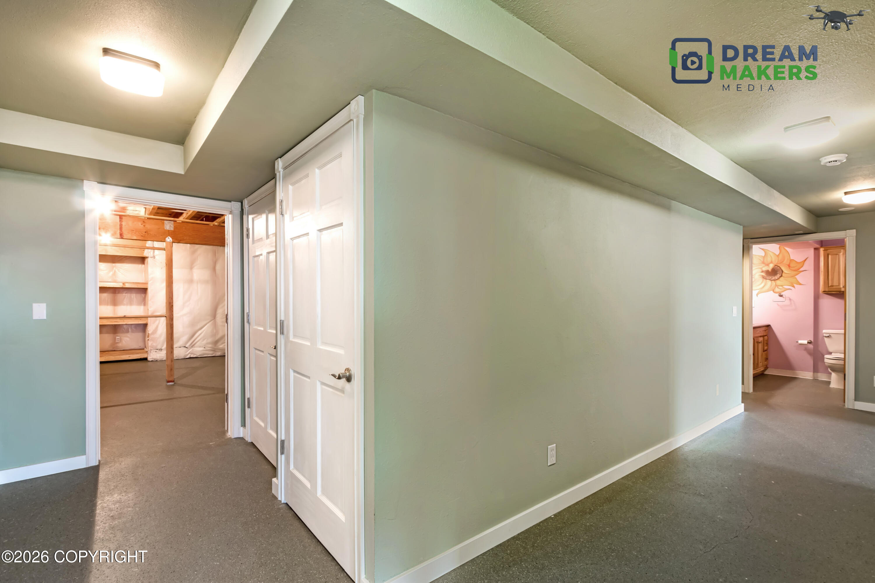 6860 W Leckwold Drive Property Photo 68