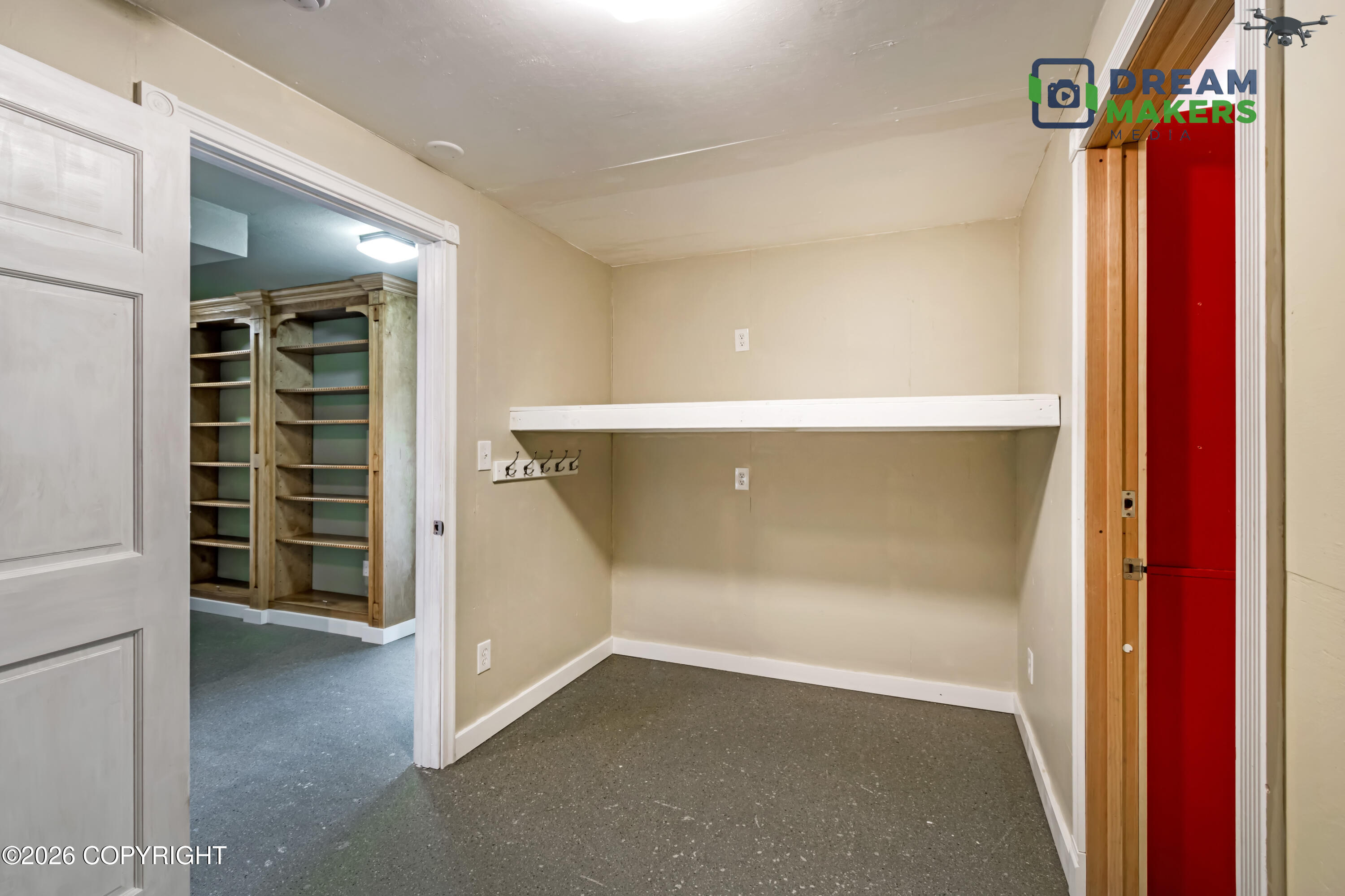 6860 W Leckwold Drive Property Photo 73