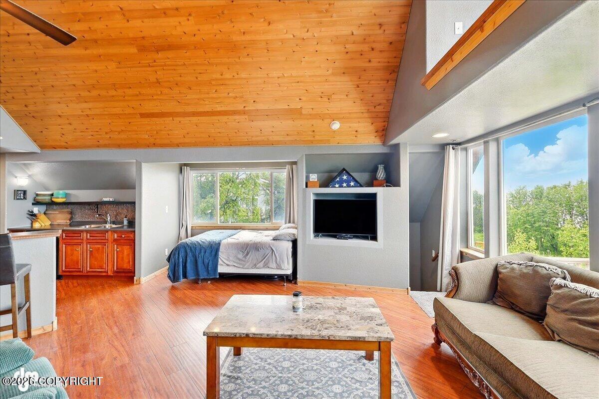11091 Crestline Lane Property Photo 32