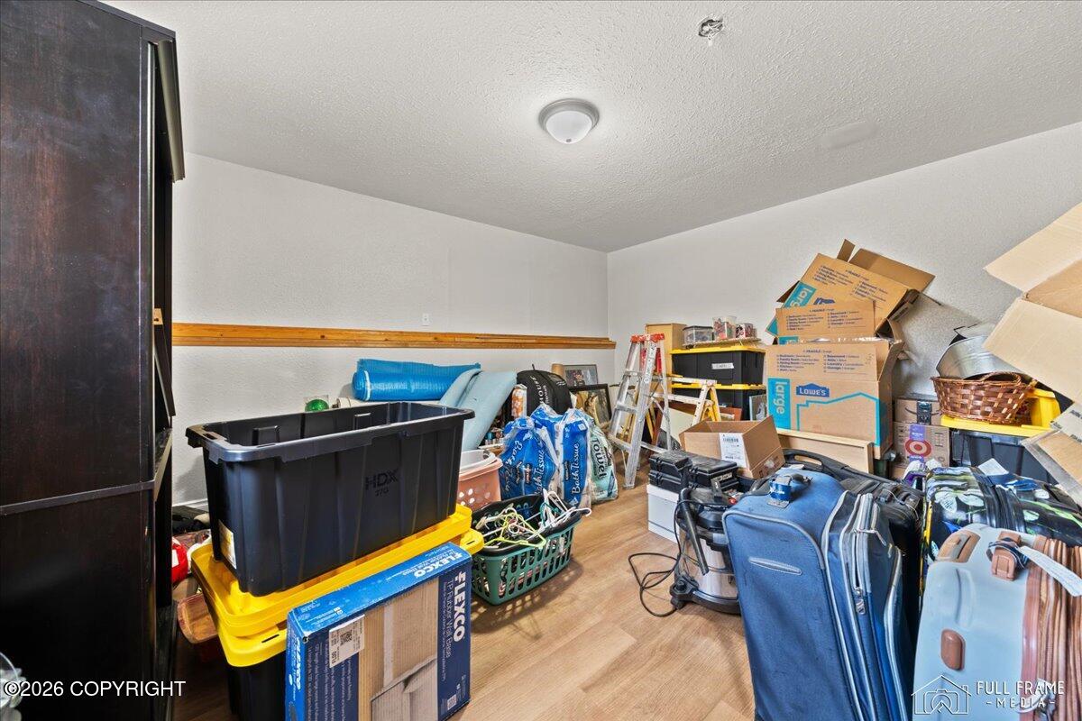 5500 E Wolverine Avenue Property Photo 7