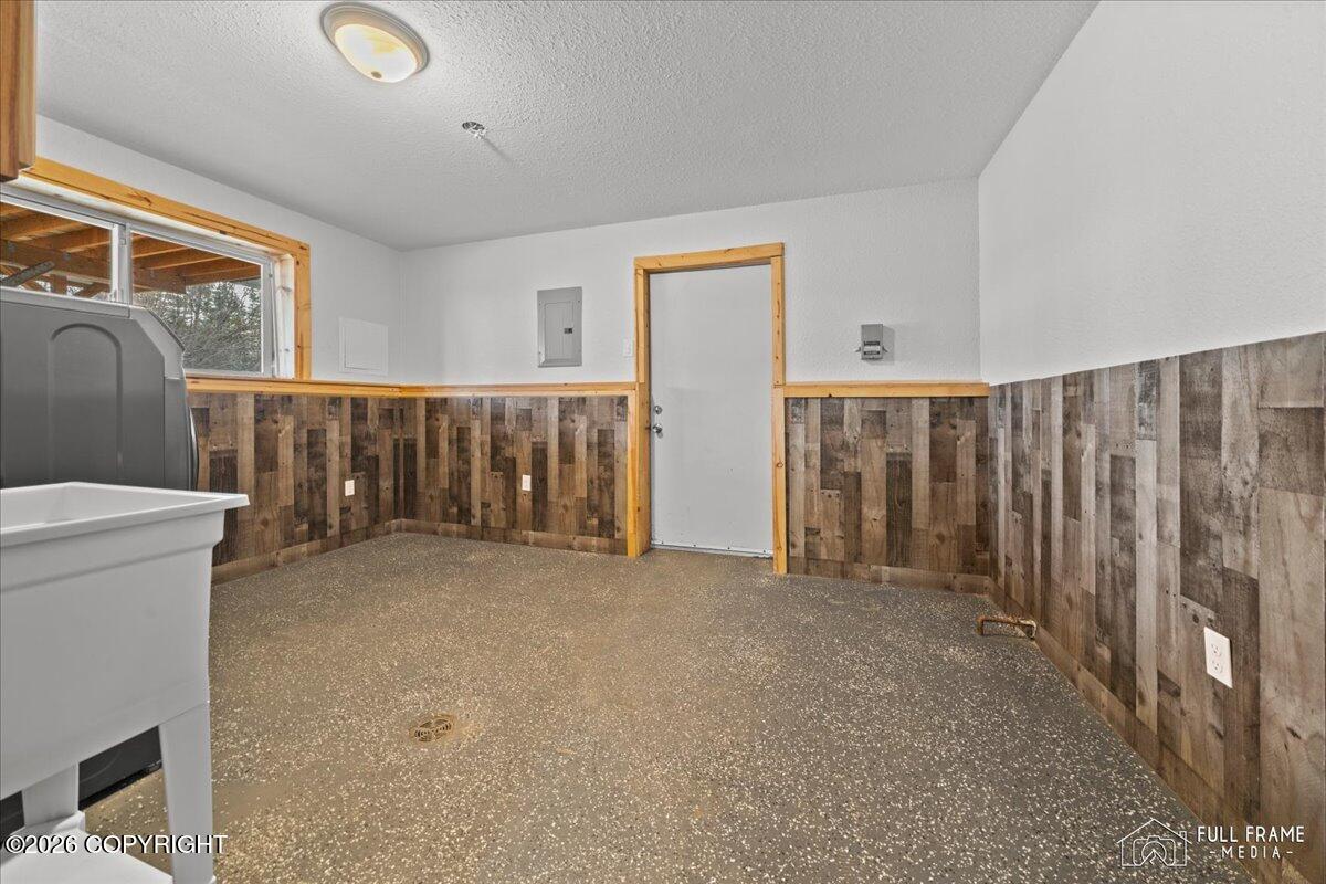 5500 E Wolverine Avenue Property Photo 14