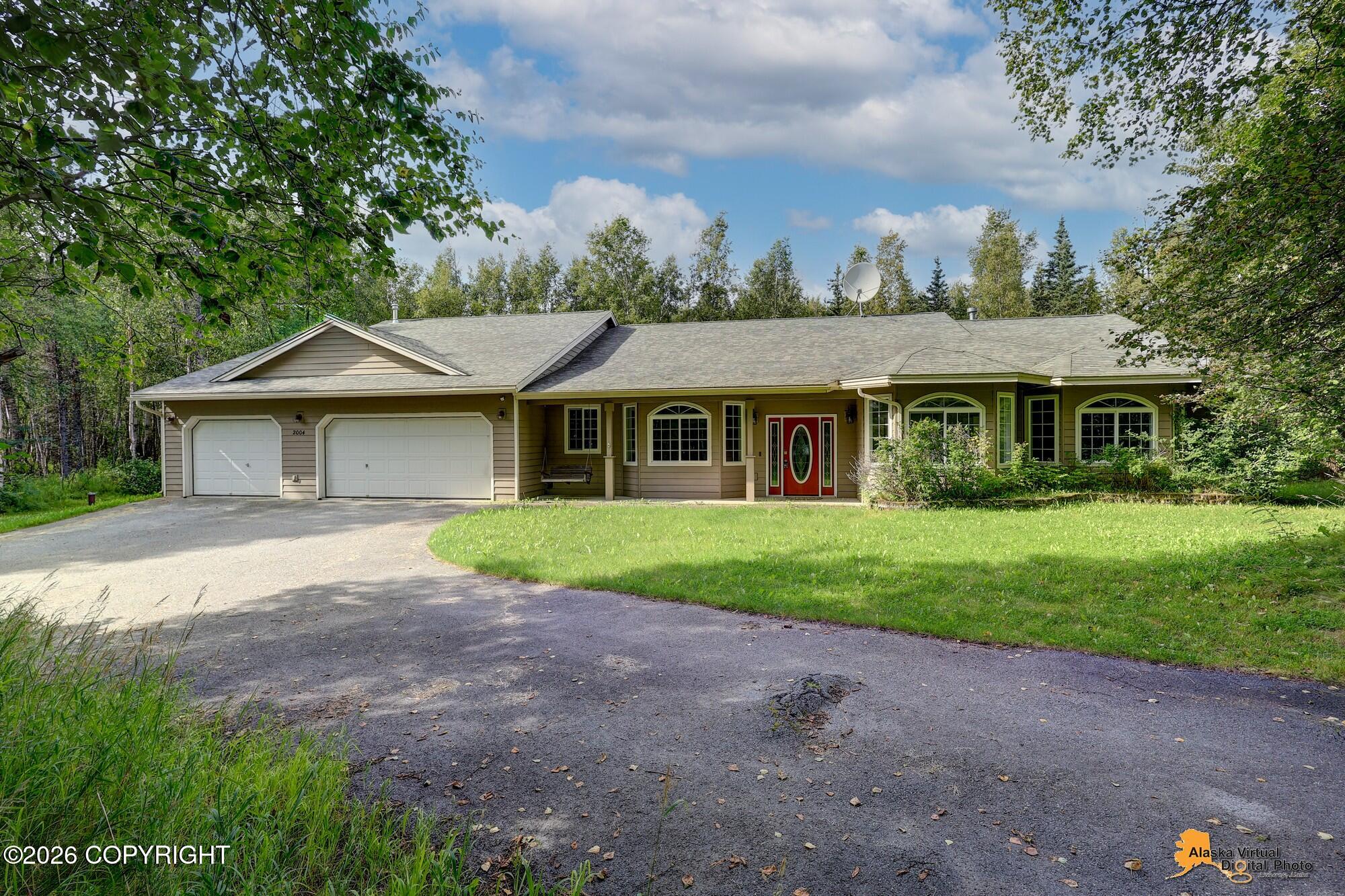 2004 N Saddle Horse Drive