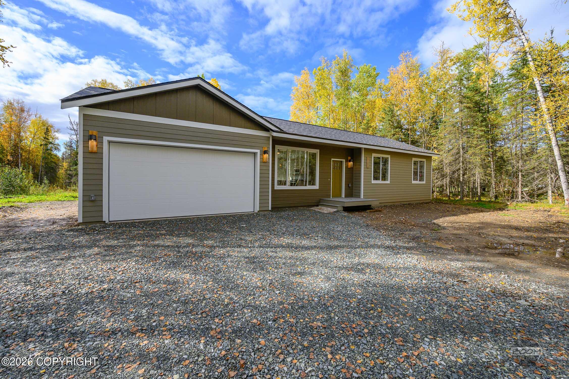 23082 Parks Creek Circle Property Photo 5
