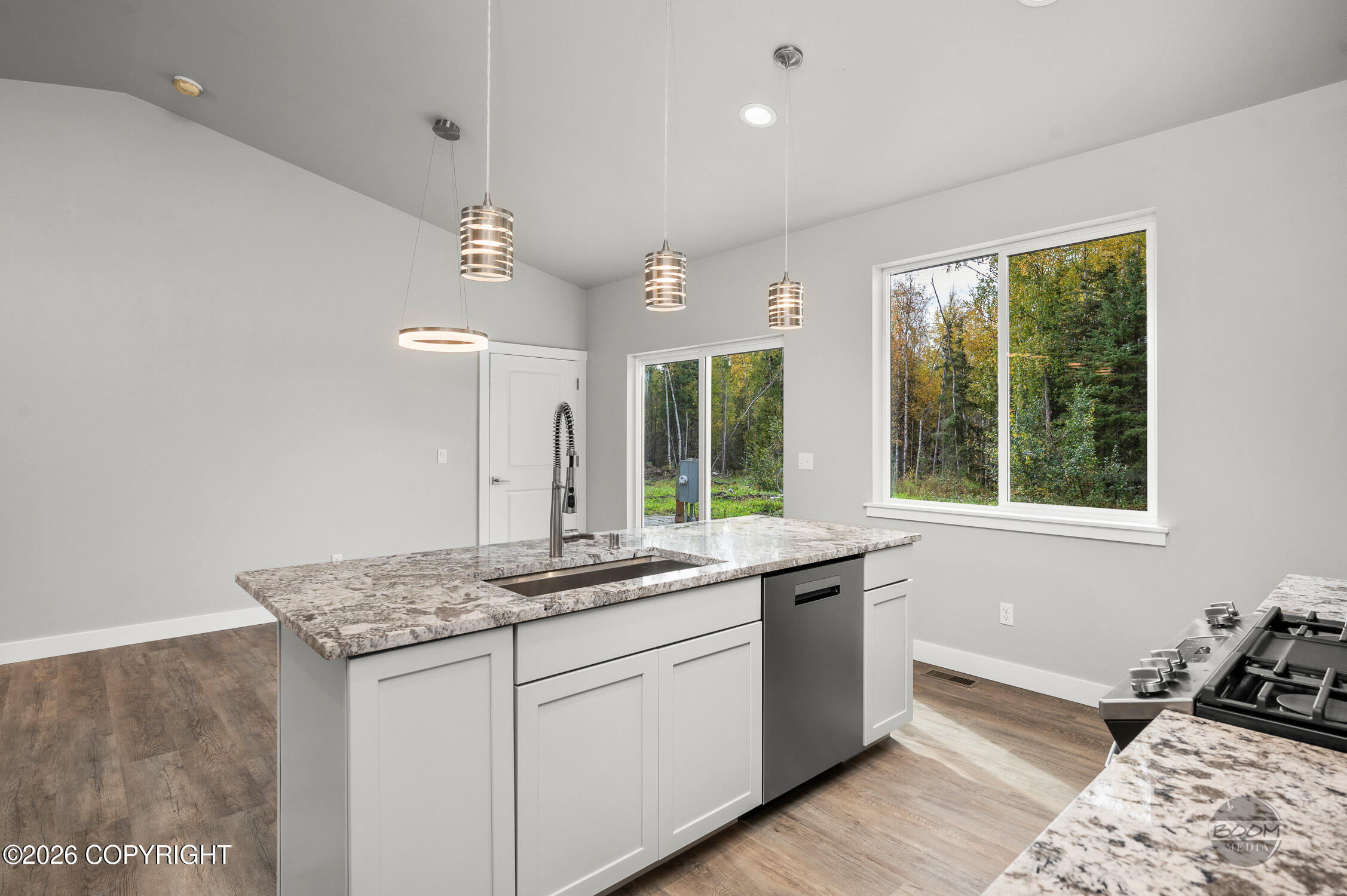 23082 Parks Creek Circle Property Photo 8