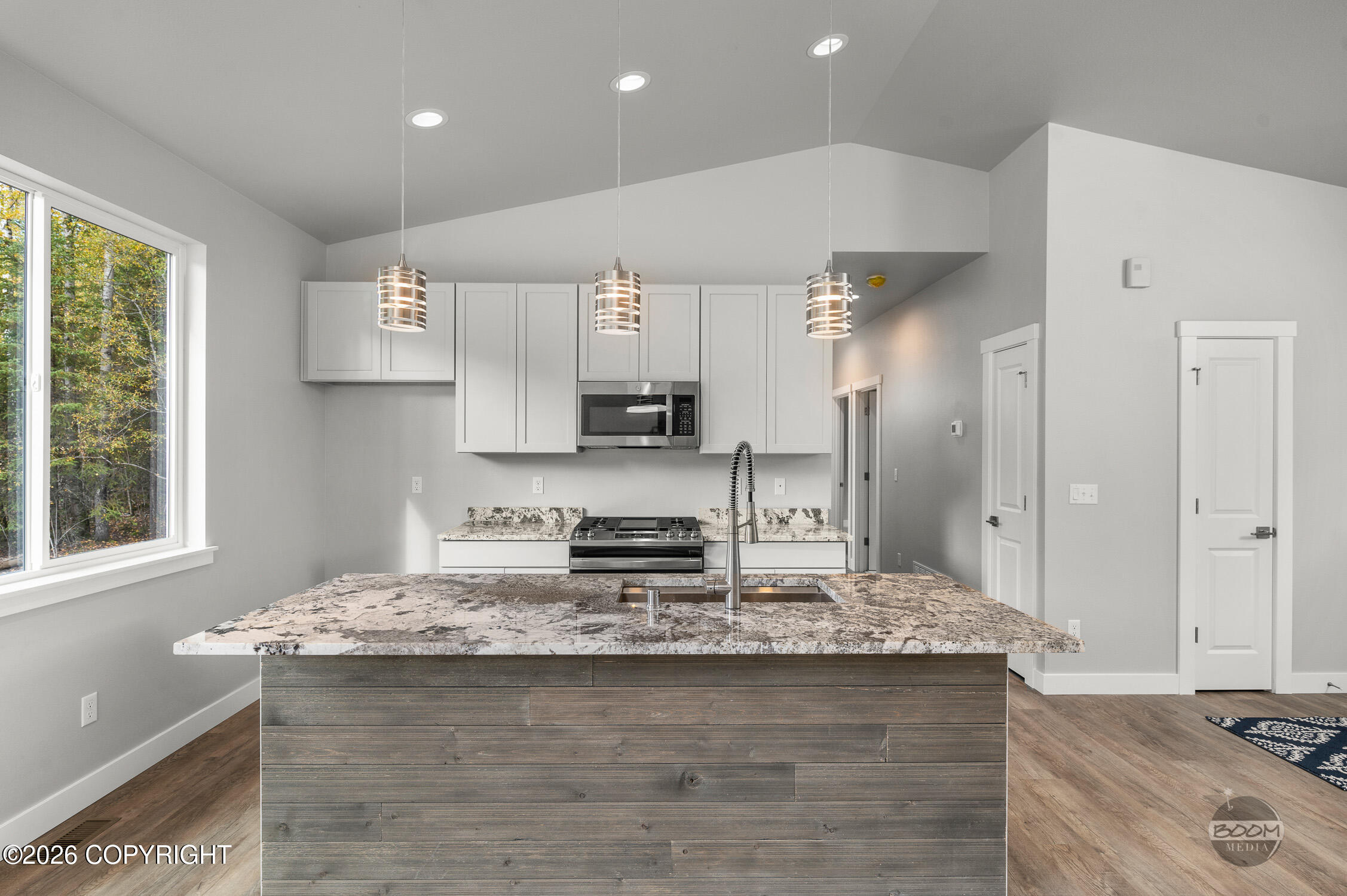 23082 Parks Creek Circle Property Photo 11