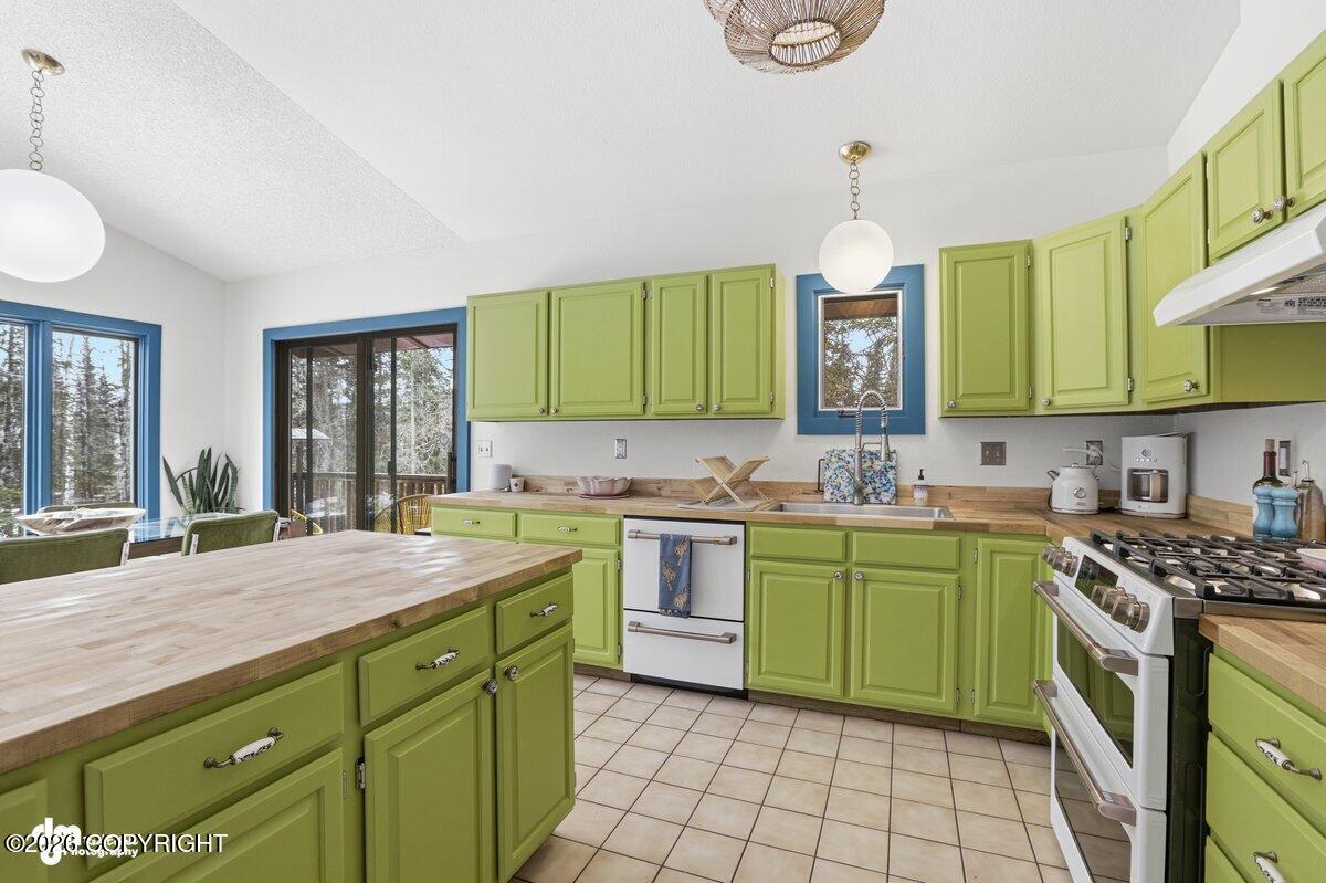 11000 Elmore Road Property Photo 6