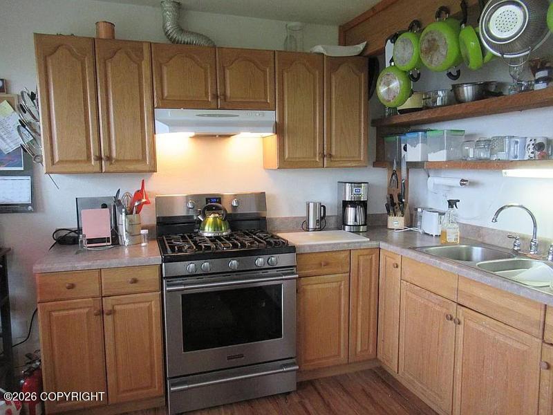 114 Zarembo Dr Property Photo 37
