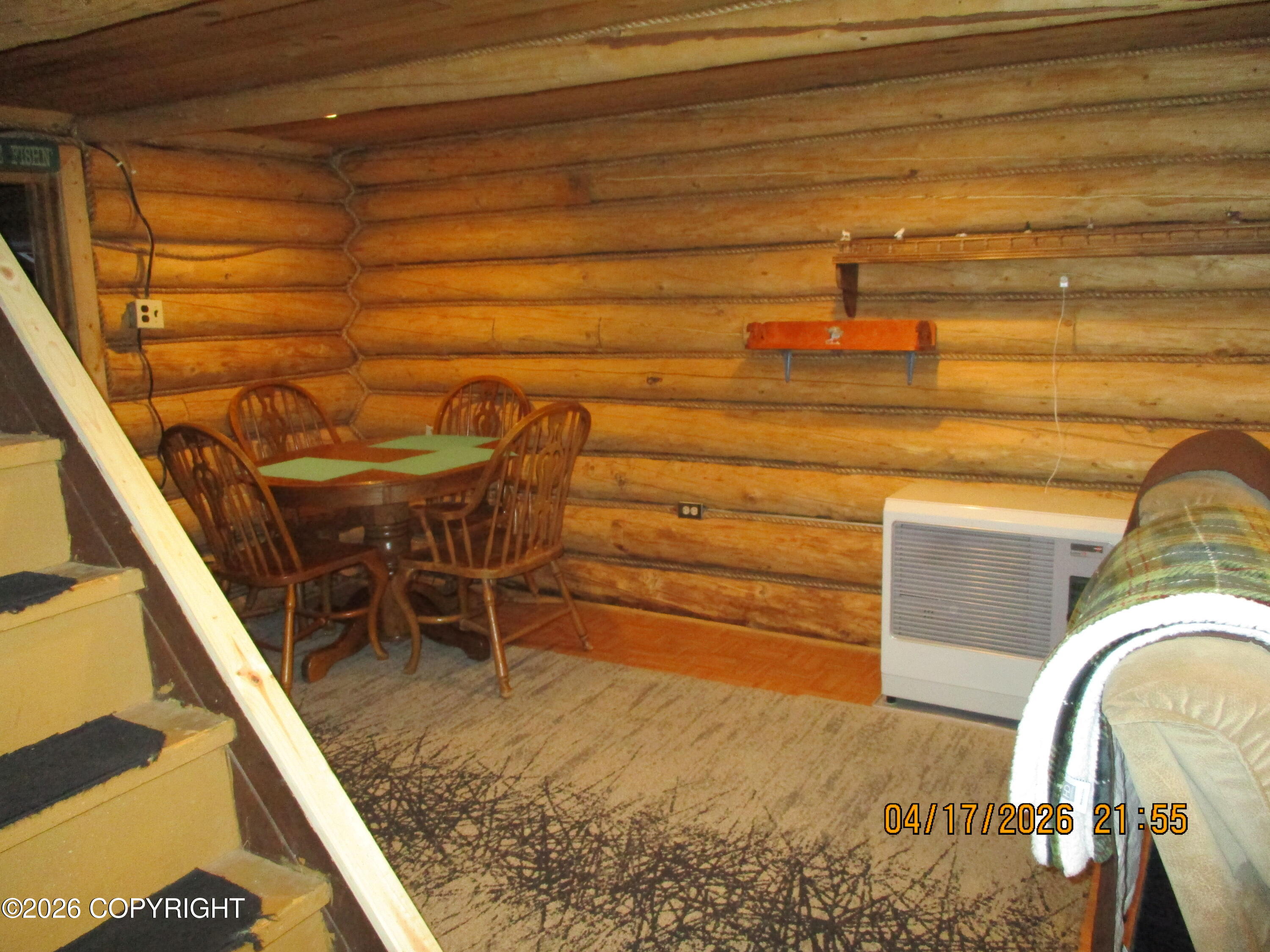2h Midnight Sun Drive Property Photo 7