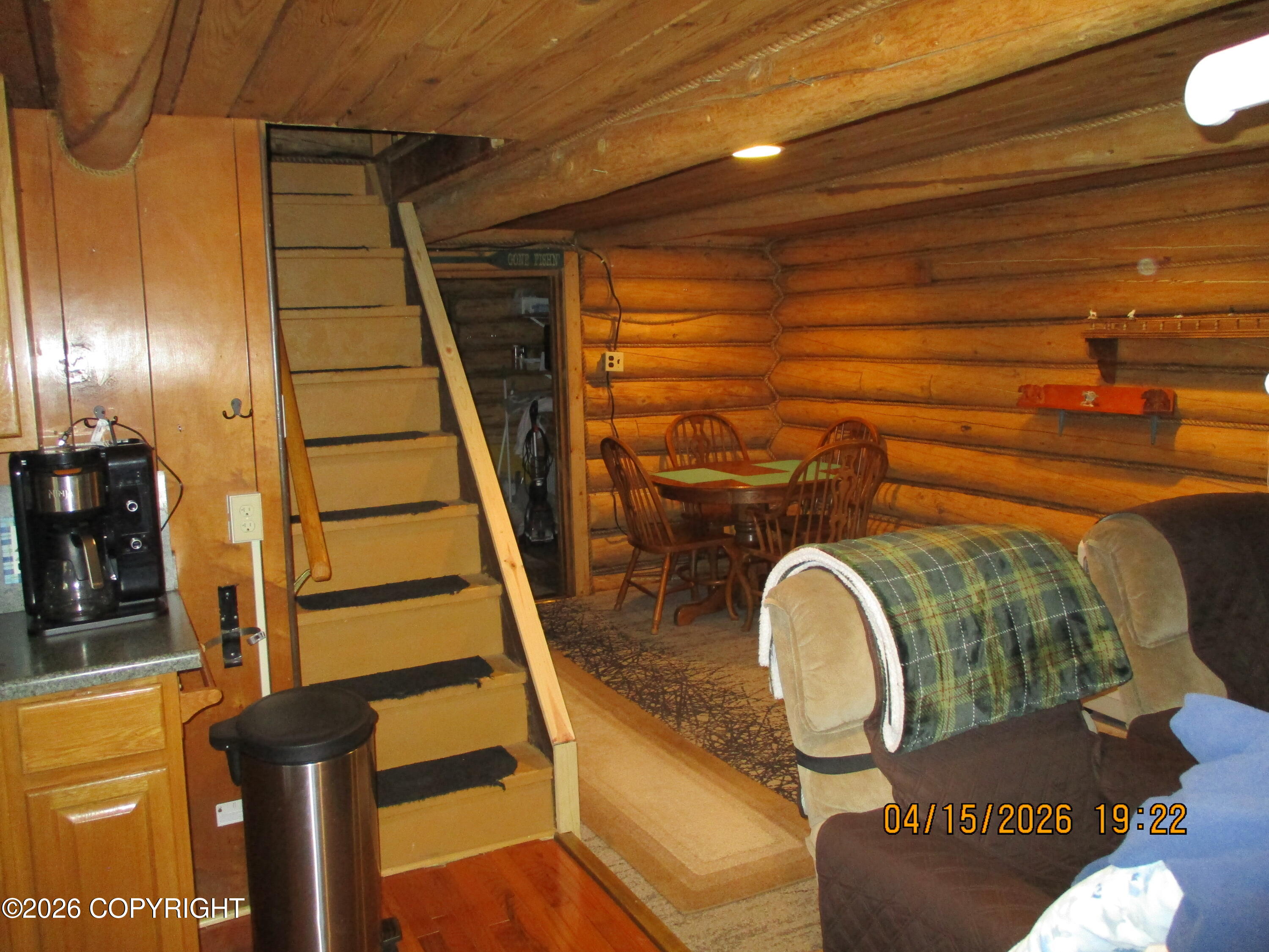 2h Midnight Sun Drive Property Photo 8