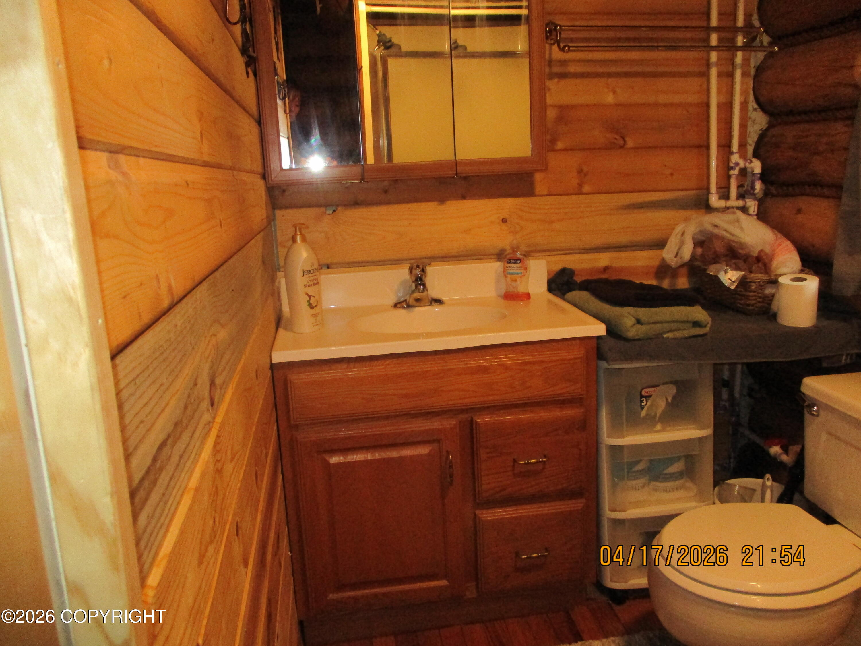 2h Midnight Sun Drive Property Photo 12