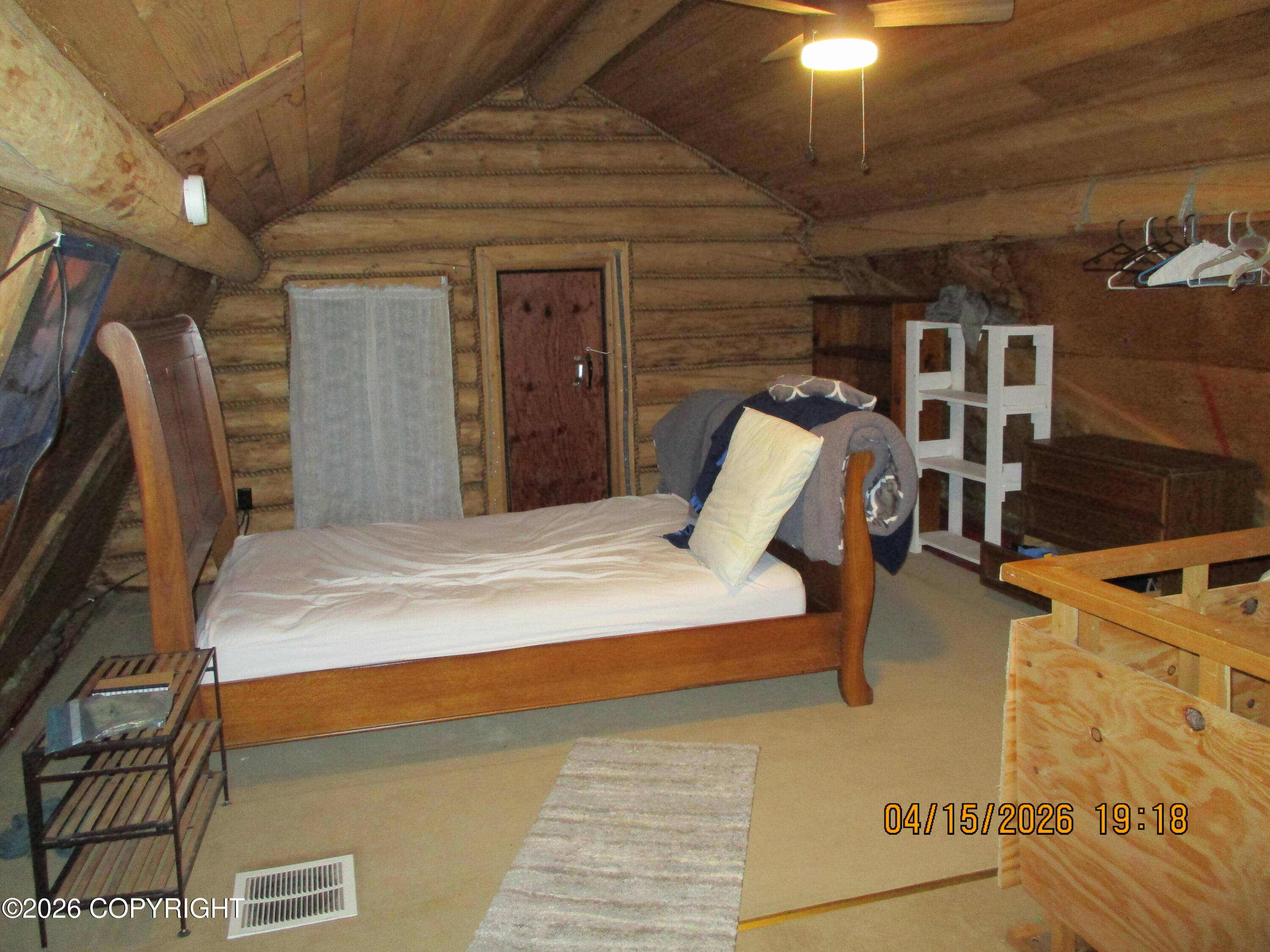 2h Midnight Sun Drive Property Photo 13