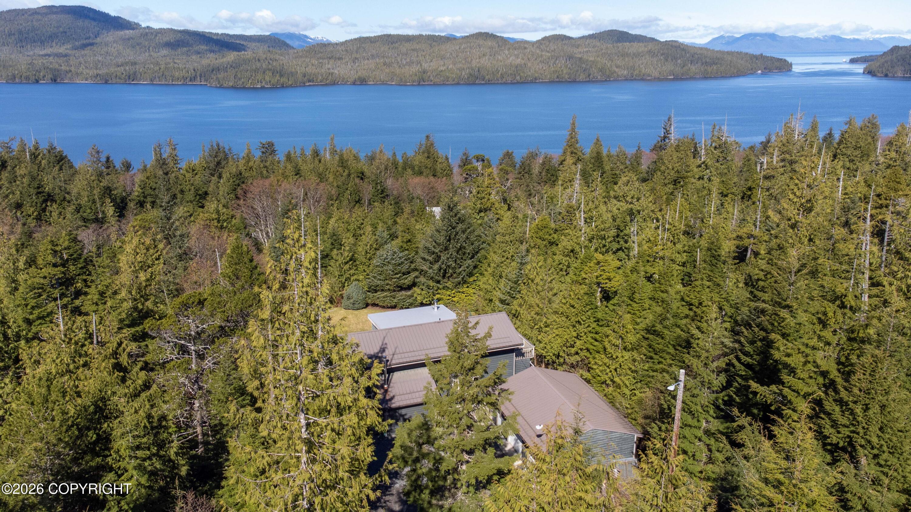 16409 Waterfall Road Property Photo 4