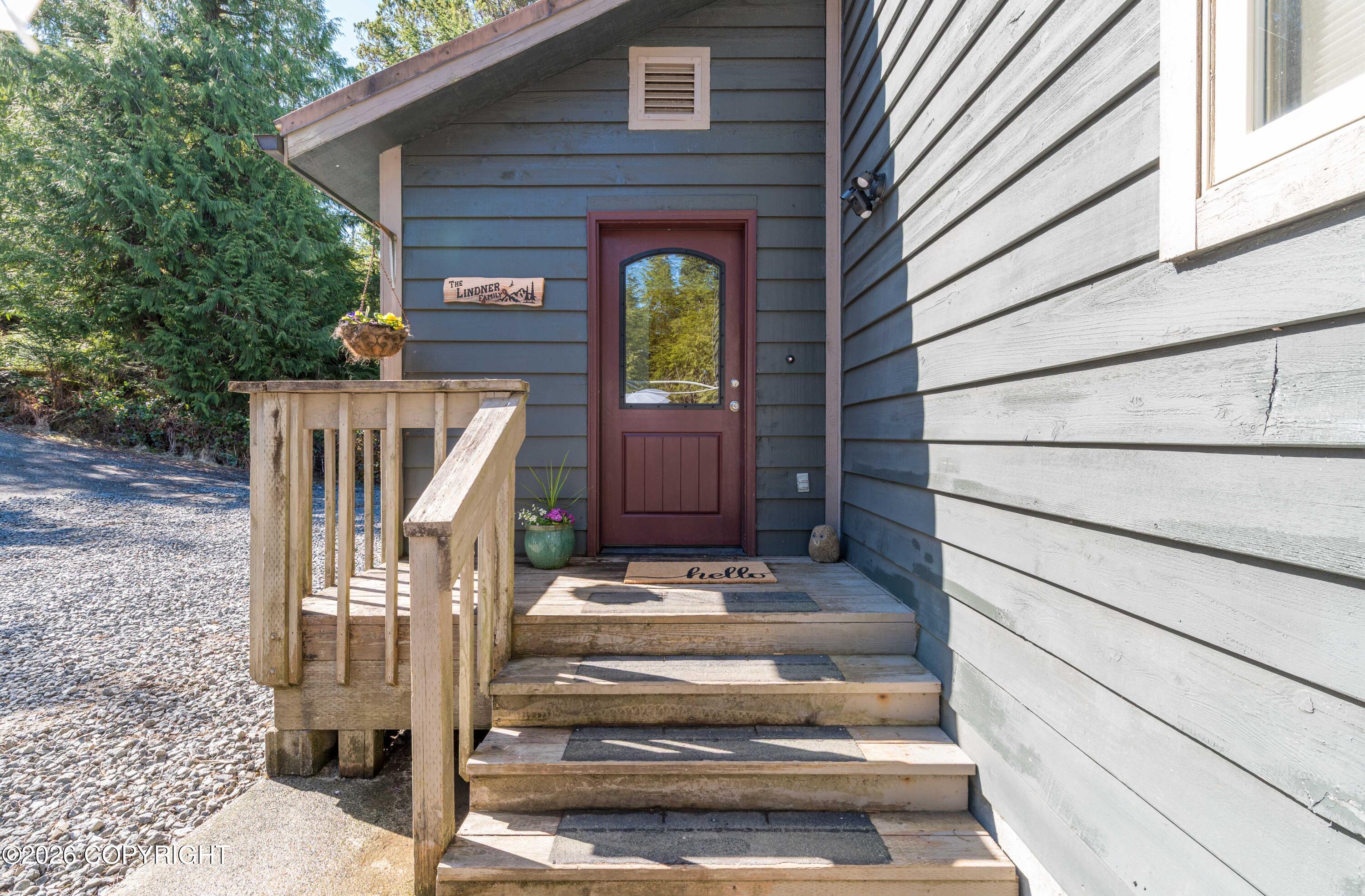 16409 Waterfall Road Property Photo 5