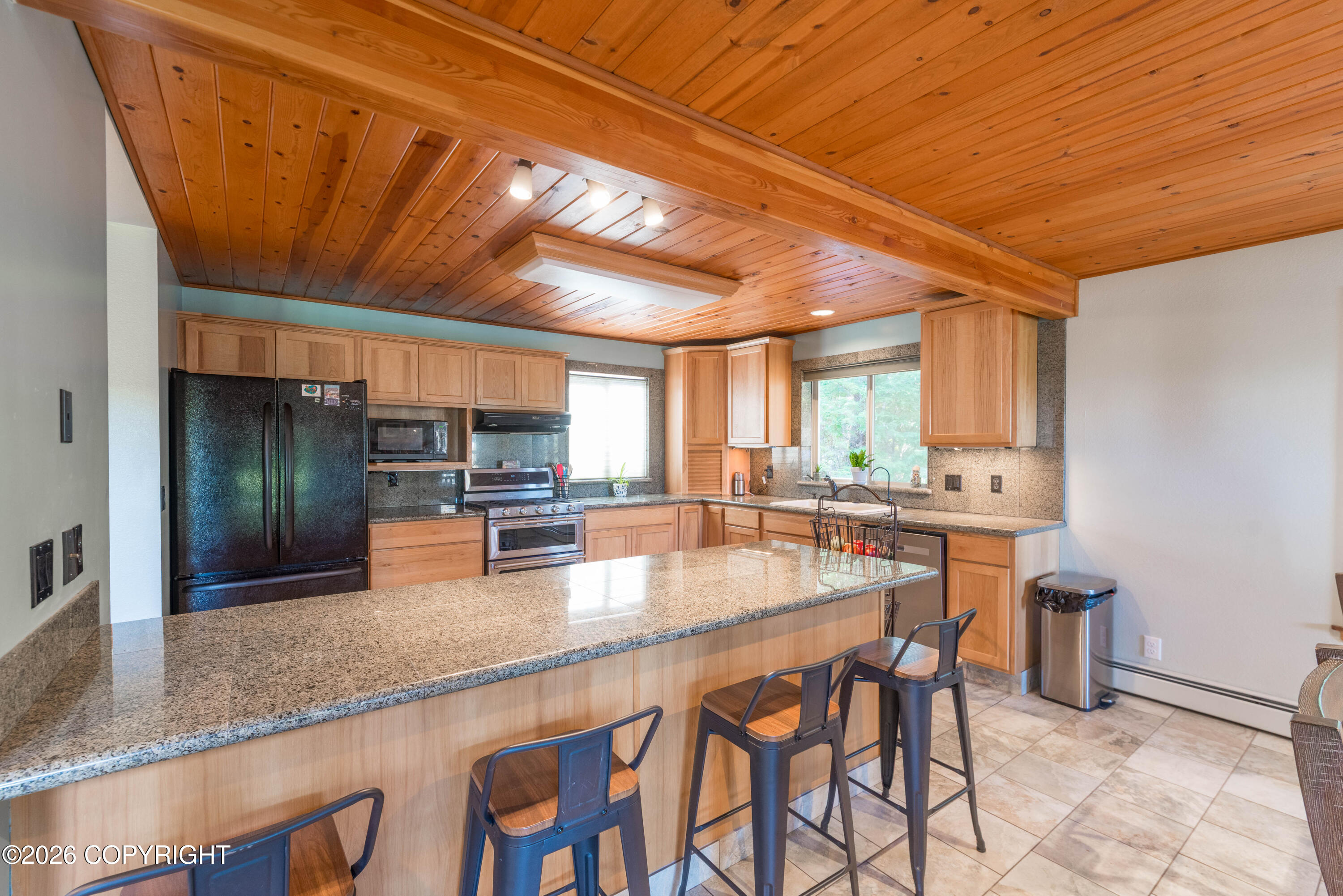 16409 Waterfall Road Property Photo 12