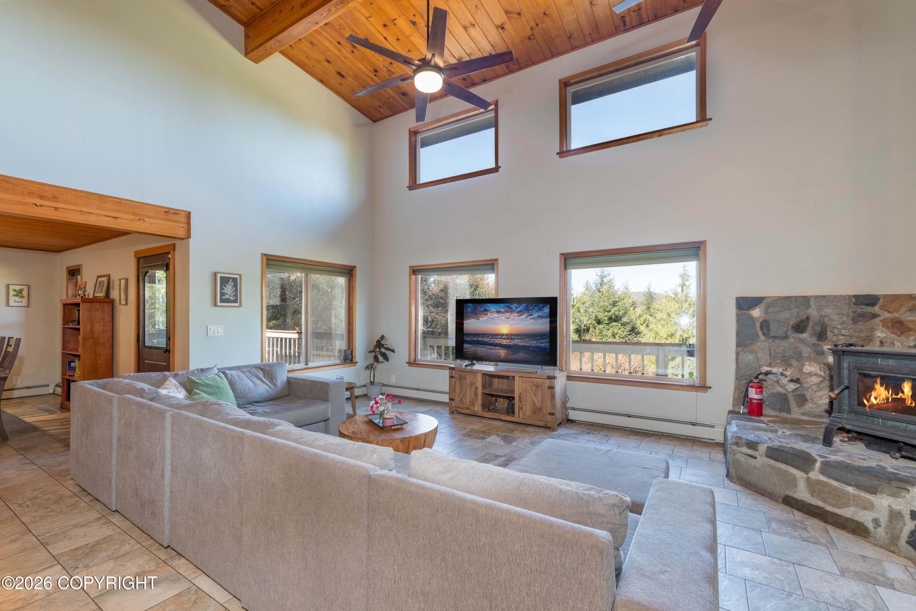 16409 Waterfall Road Property Photo 20