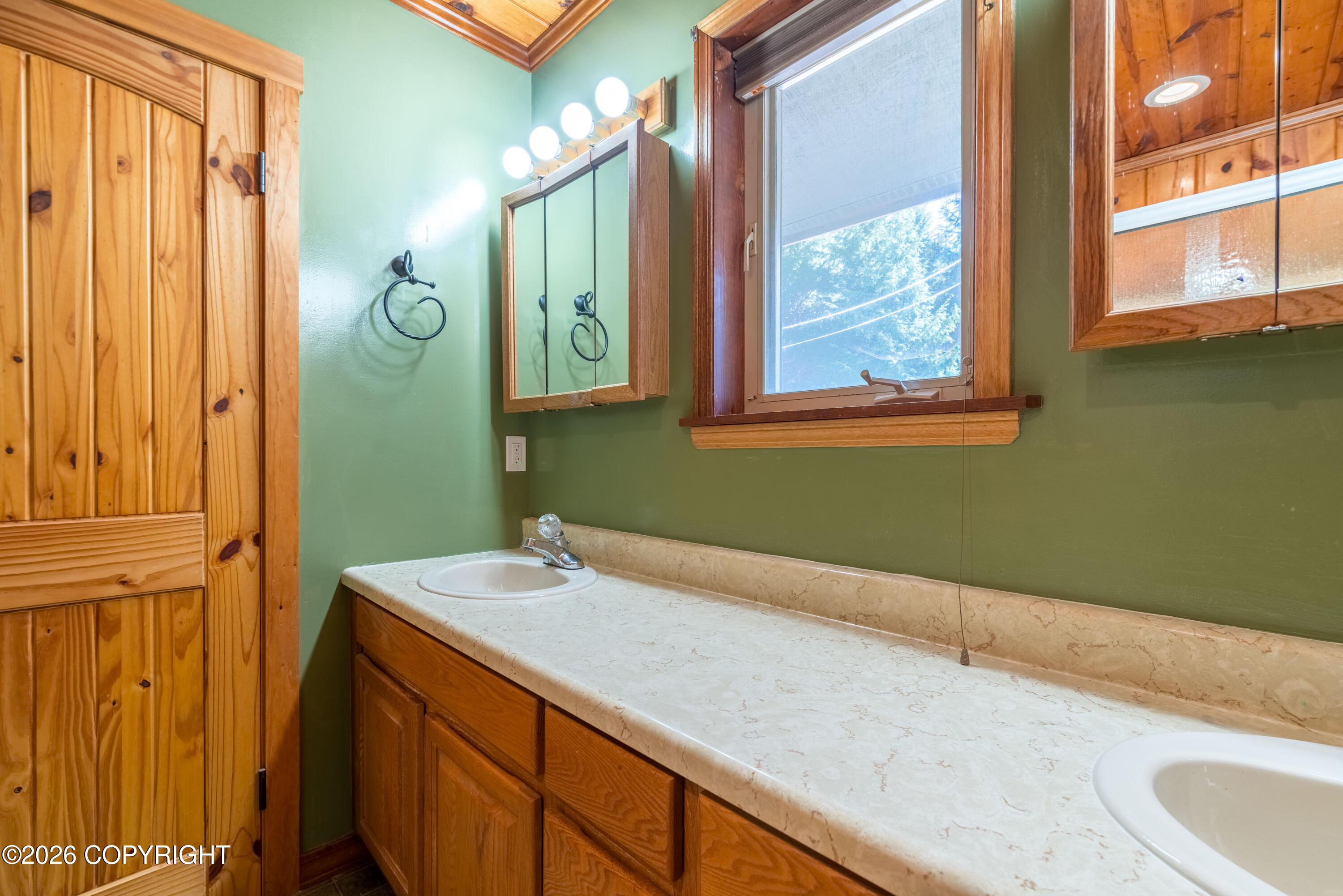 16409 Waterfall Road Property Photo 29