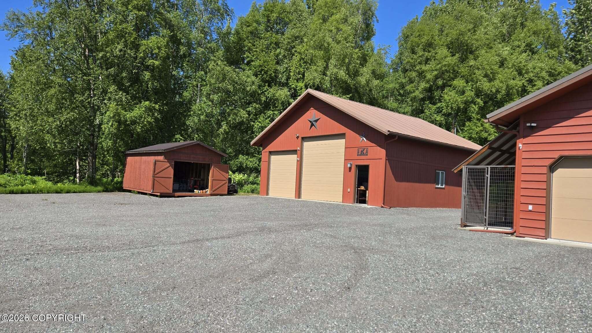 5853 E Edgerton Parks Road Property Photo 4