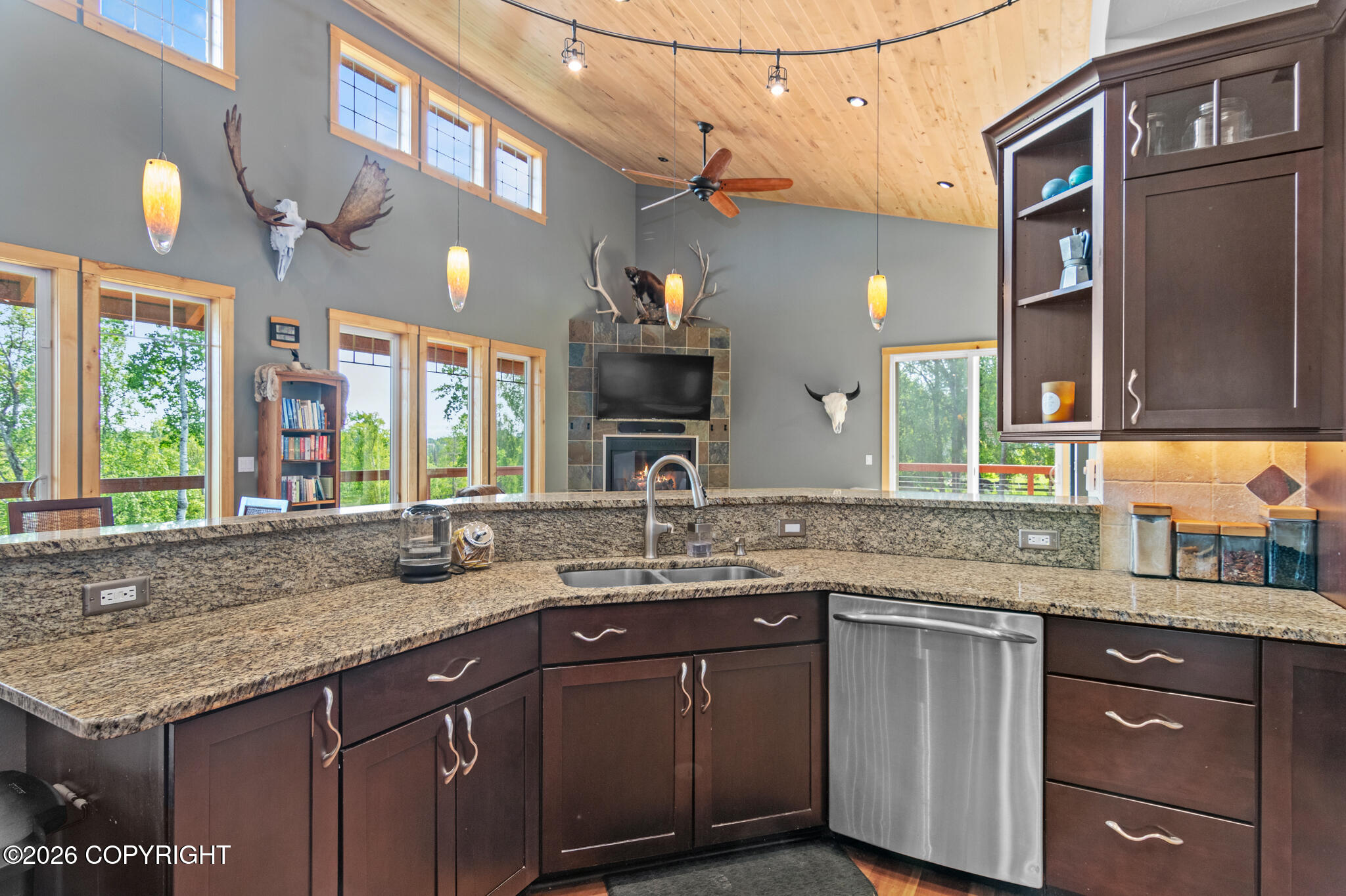 46113 Sather Court Property Photo 8
