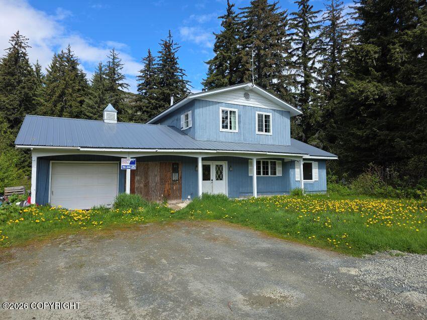 862 Spruce Grove Road Property Photo 1