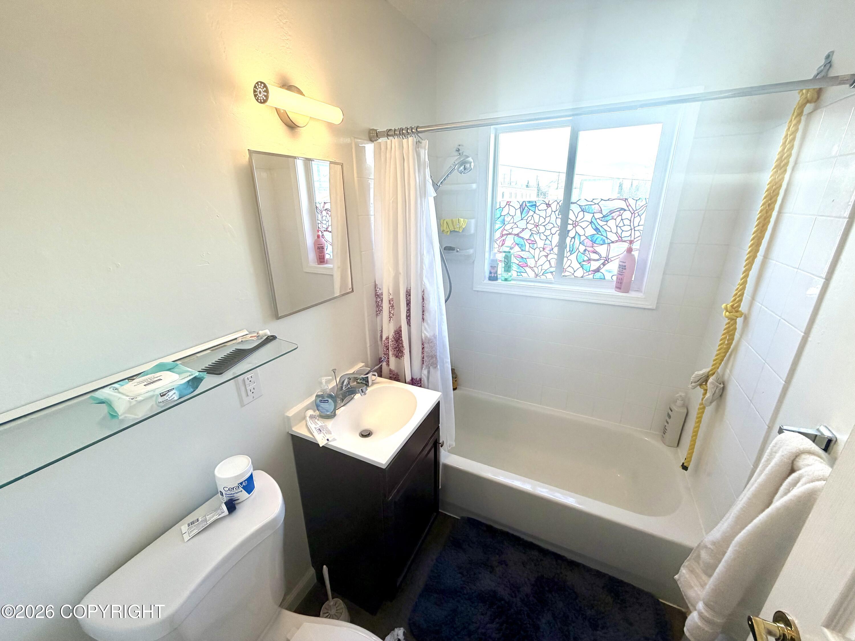 506 E Fireweed Lane Property Photo 9