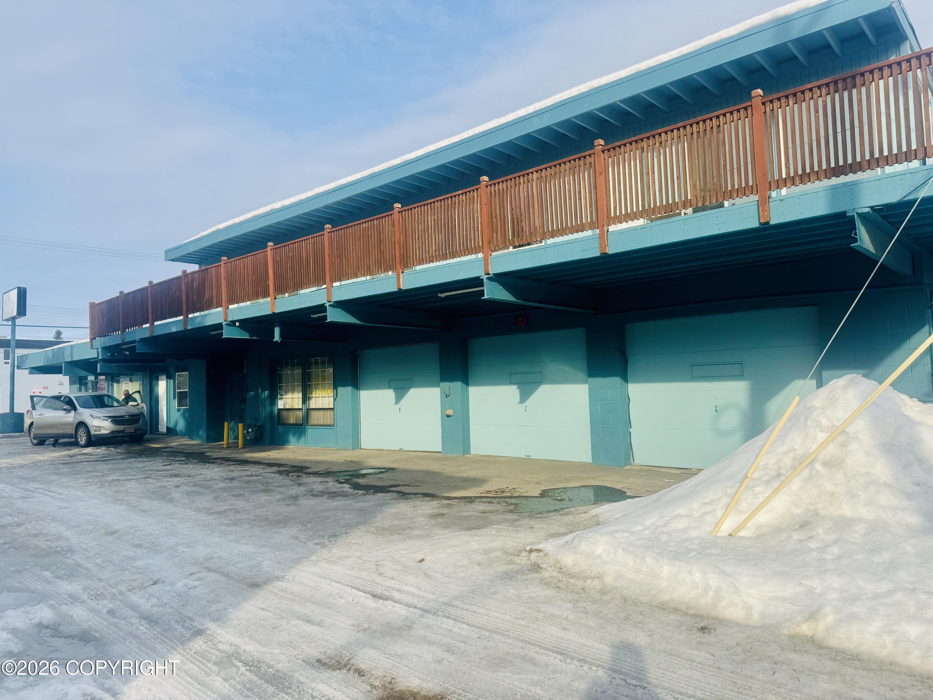 506 E Fireweed Lane Property Photo 12