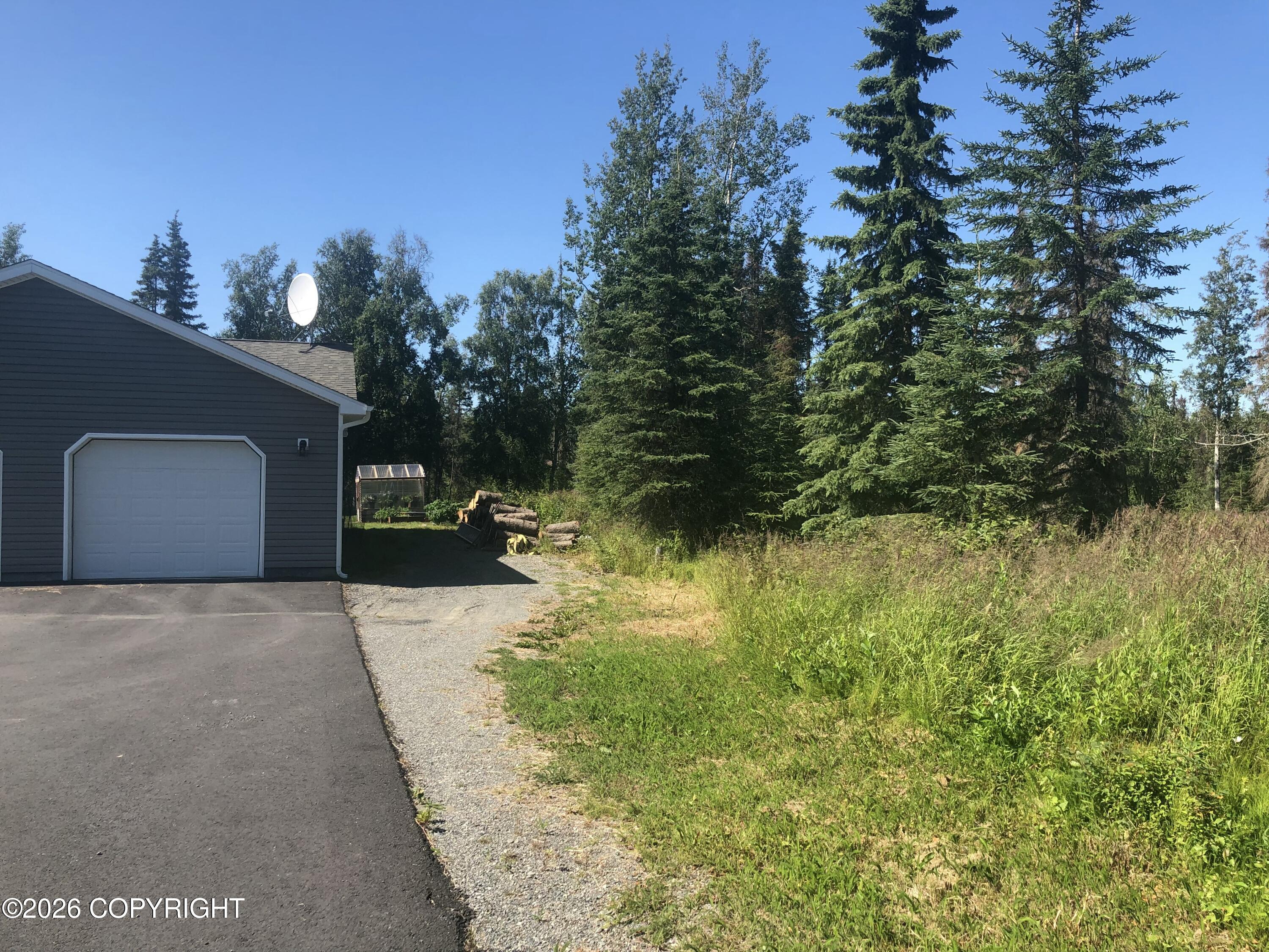 307 Highbush Lane Property Photo 7