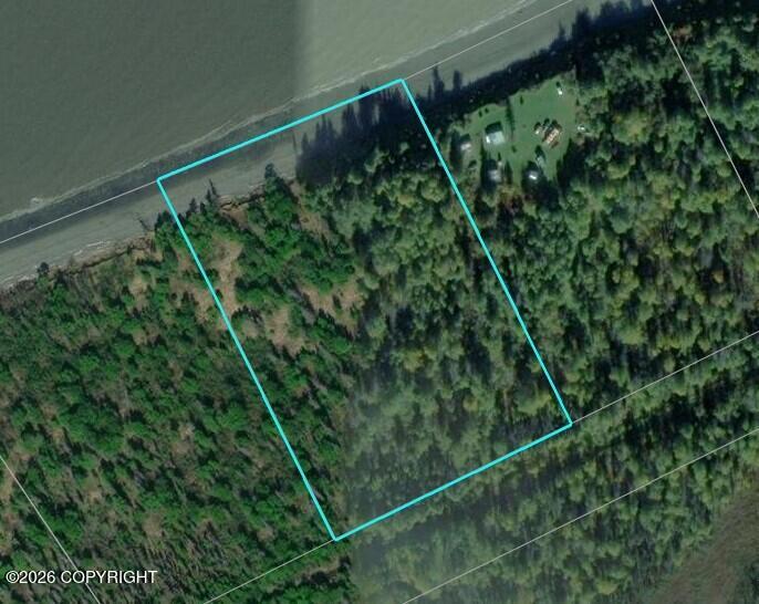 L246 Moose Point Property Photo 2