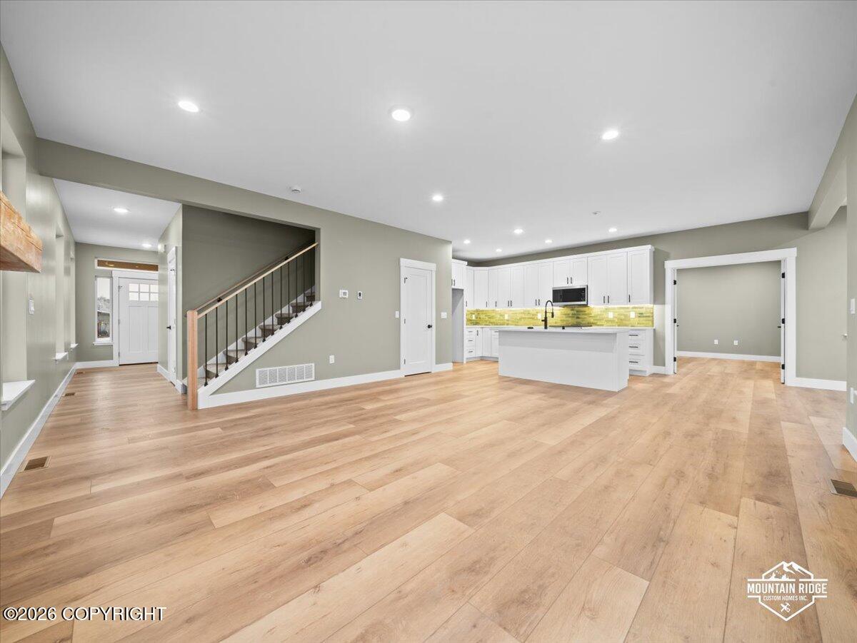 2470 S Sanctuary Drive Property Photo 9
