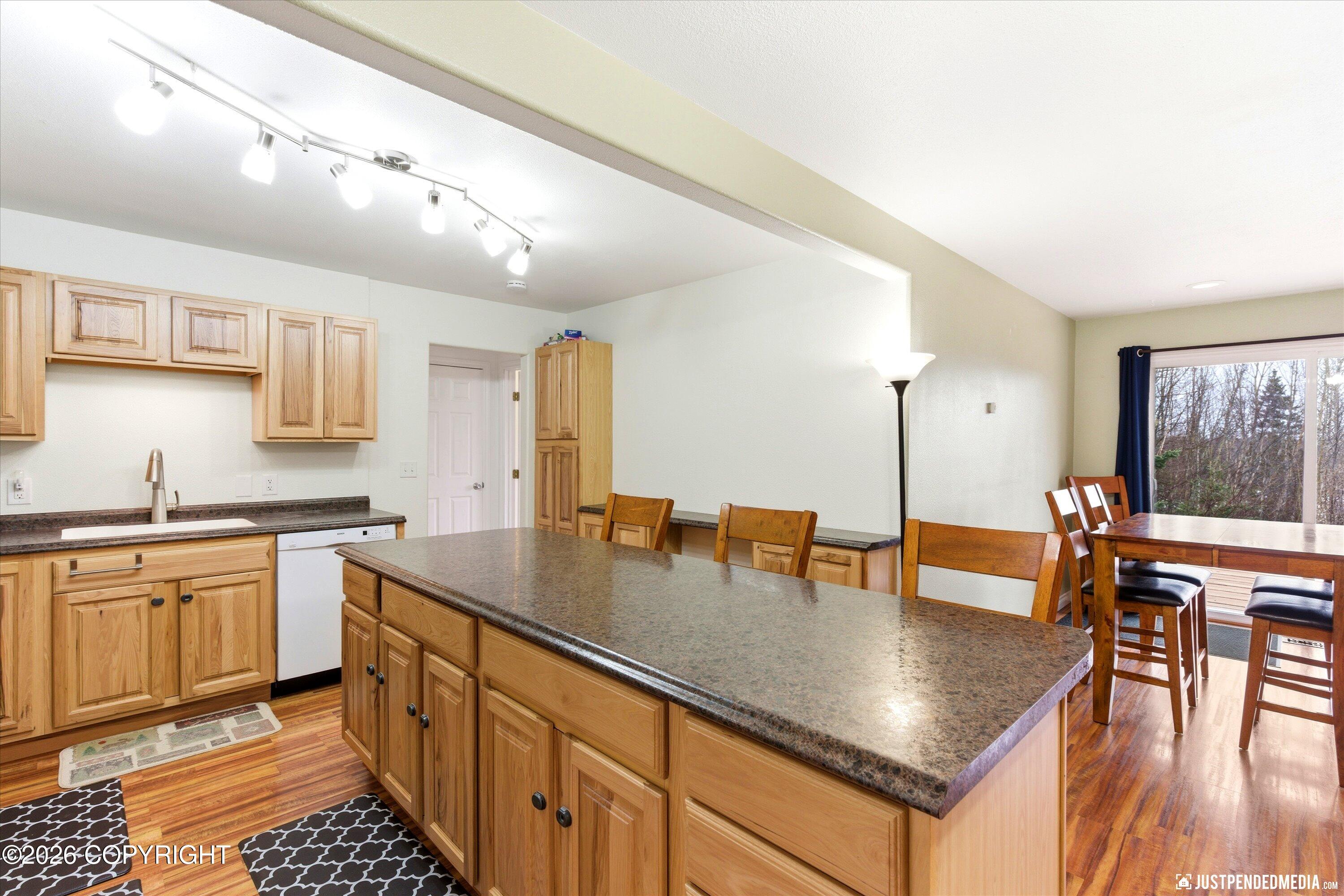 6760 E Bogard Road Property Photo 5