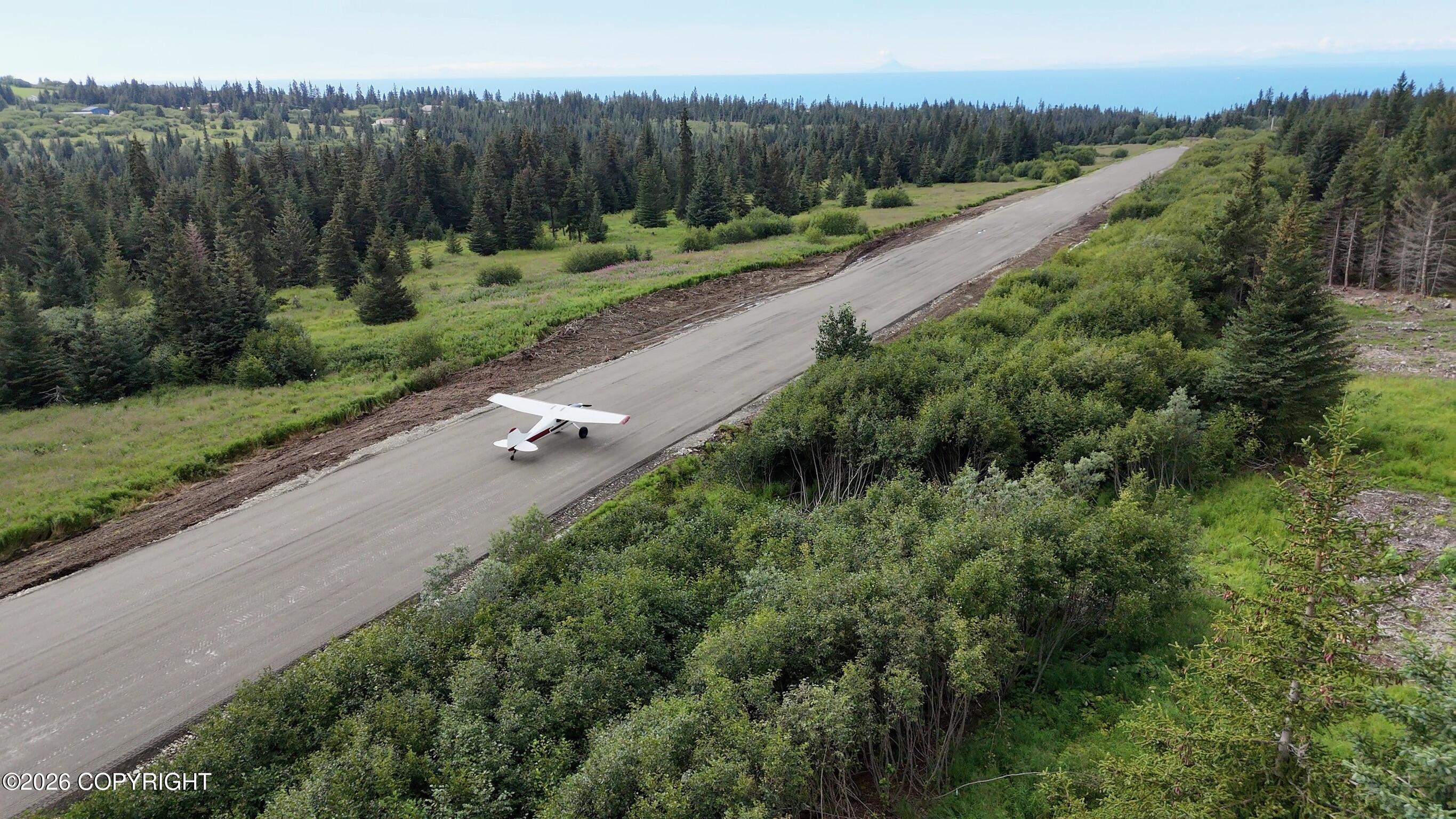 36a-1 Cirrostratus Loop Property Photo 5
