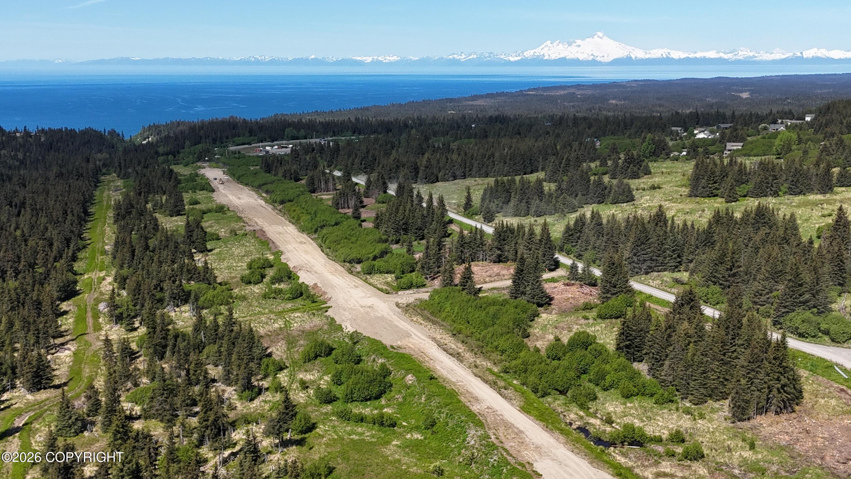 36a-1 Cirrostratus Loop Property Photo 15
