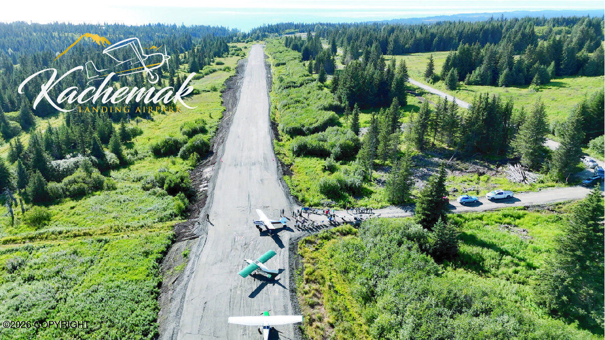 36b-1 Cirrostratus Loop Property Photo 8
