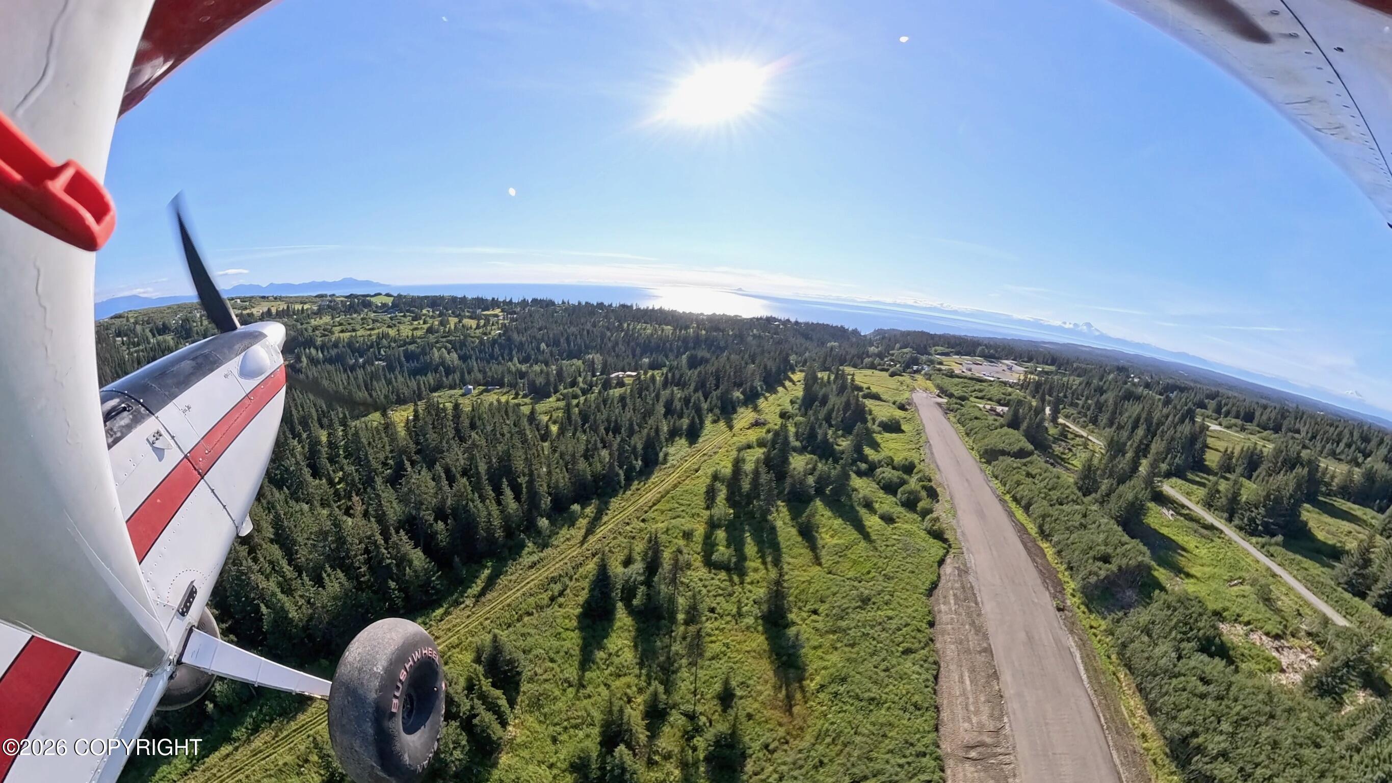 36b-1 Cirrostratus Loop Property Photo 9