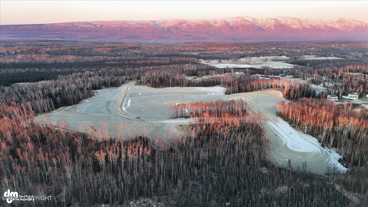 L16 Utopia View Circle Property Photo 9