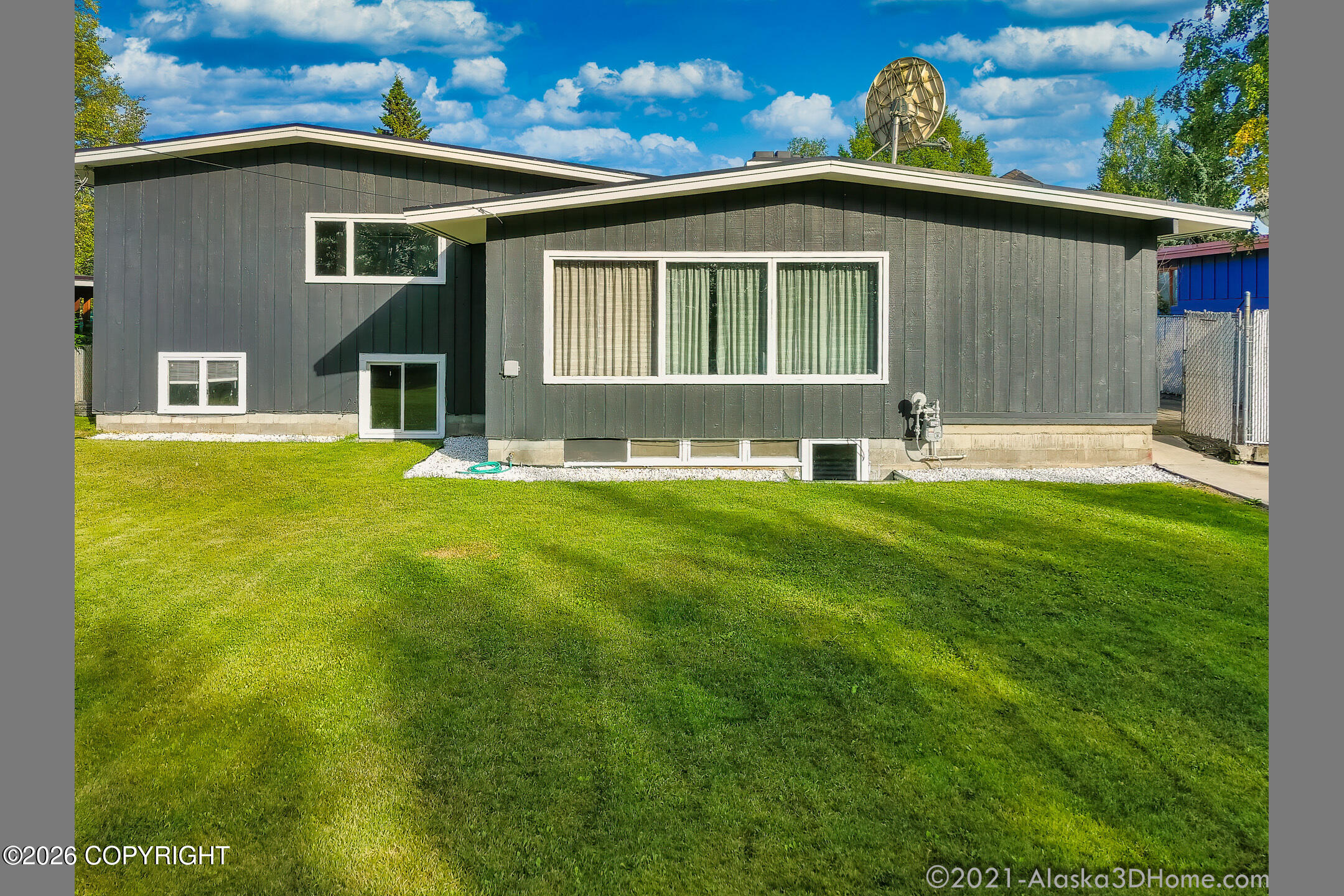 1328 Birchwood Street Property Photo 2