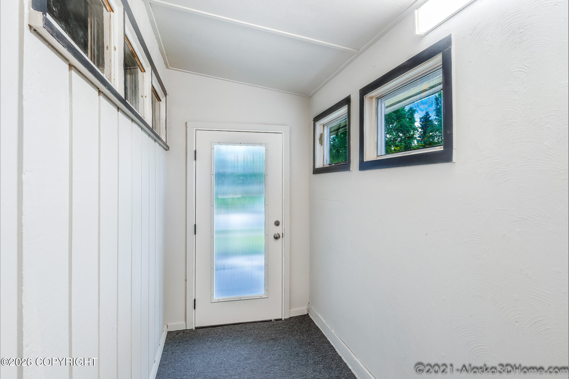 1328 Birchwood Street Property Photo 5