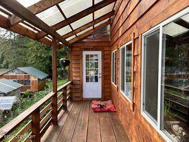 L1 B10 Property Photo 17
