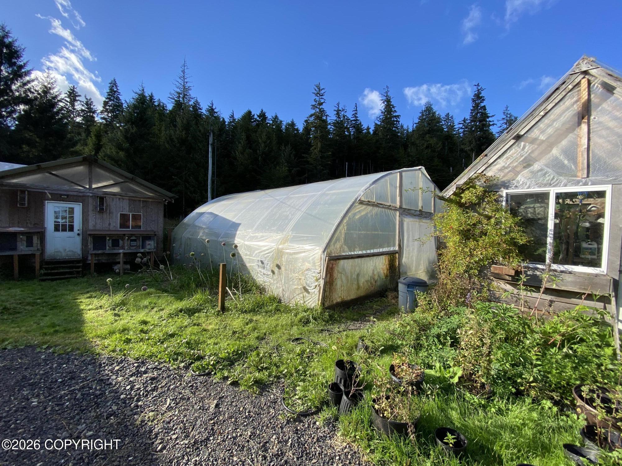 L1 B10 Property Photo 26