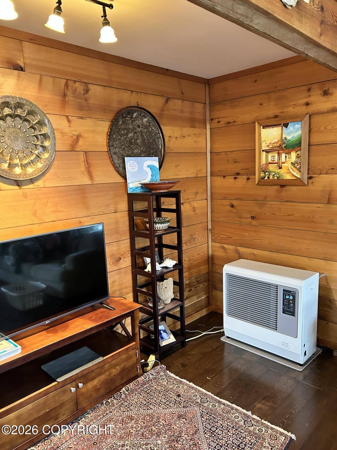 L1 B10 Property Photo 33