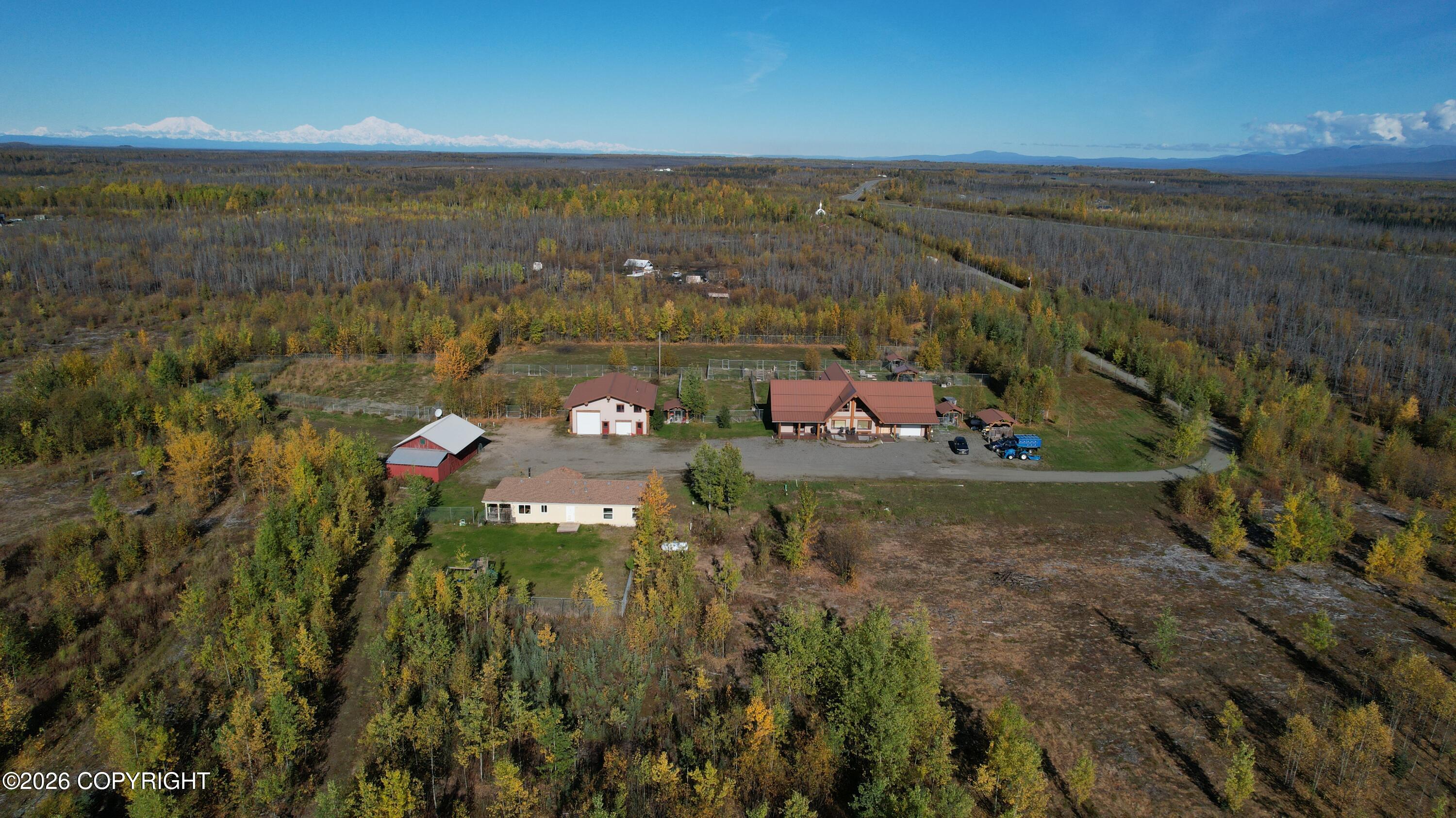 18098 N Hines Road Property Photo 5