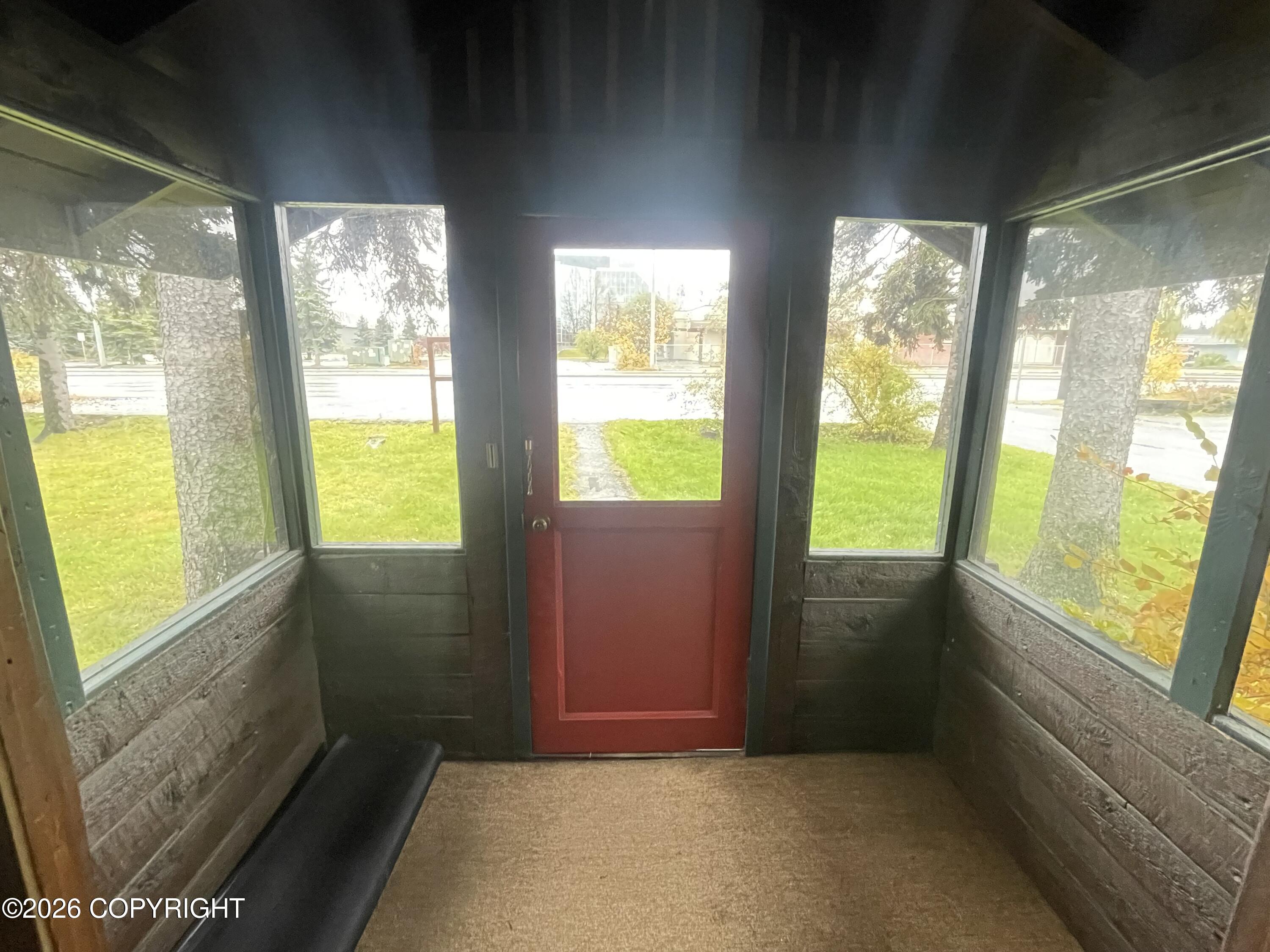 213 W Fireweed Lane Property Photo 6