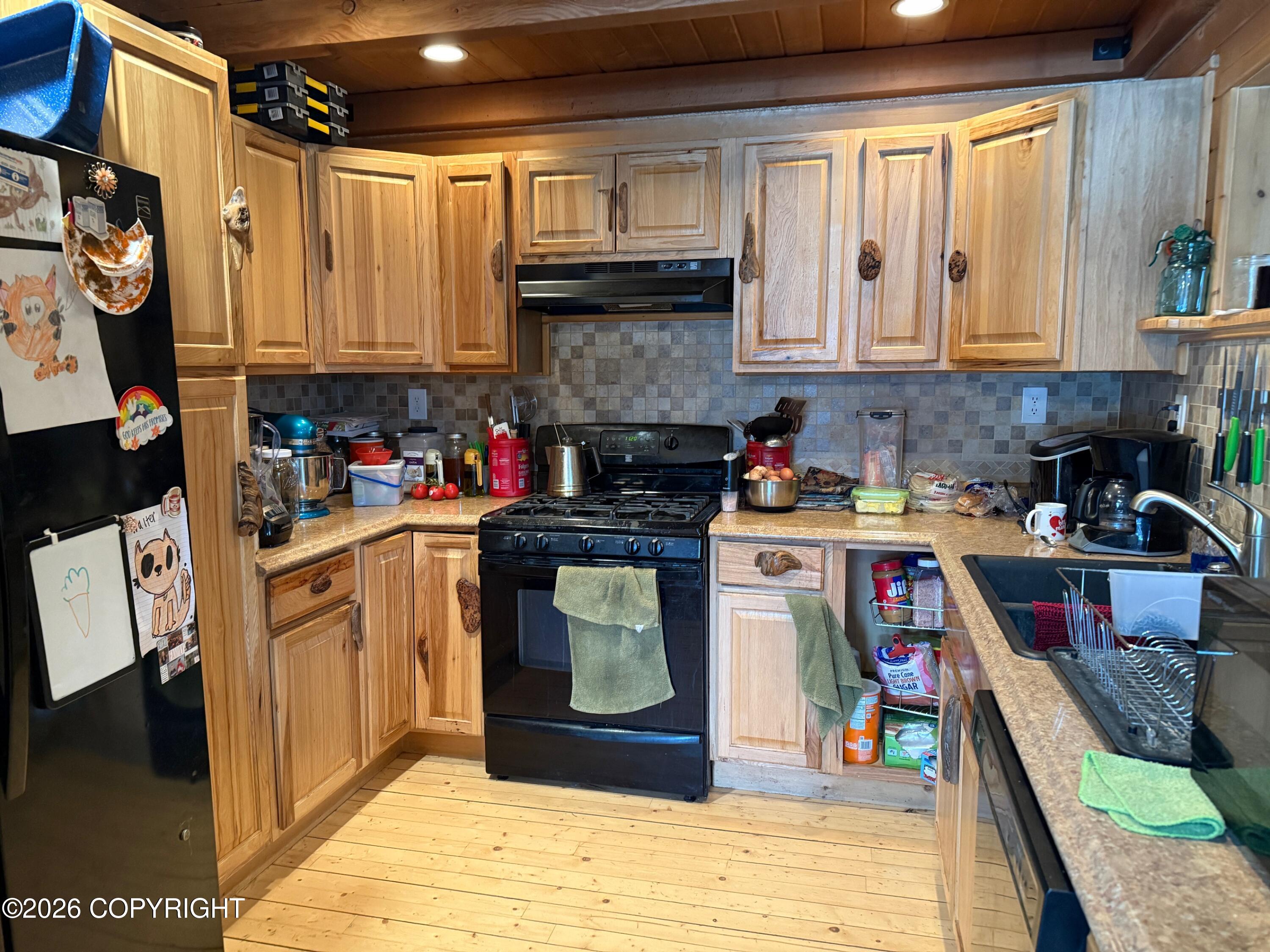 15.25 Edgerton Highway Property Photo 6