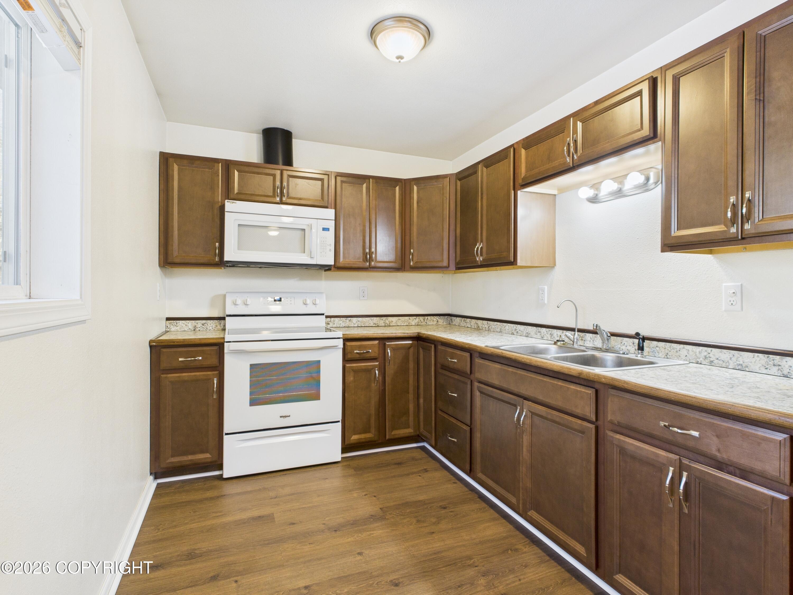 2377 Edsson Avenue Property Photo 5