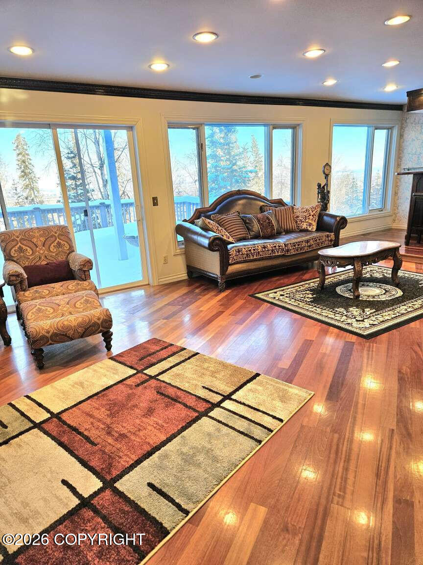 10501 Treeline Court Property Photo 19