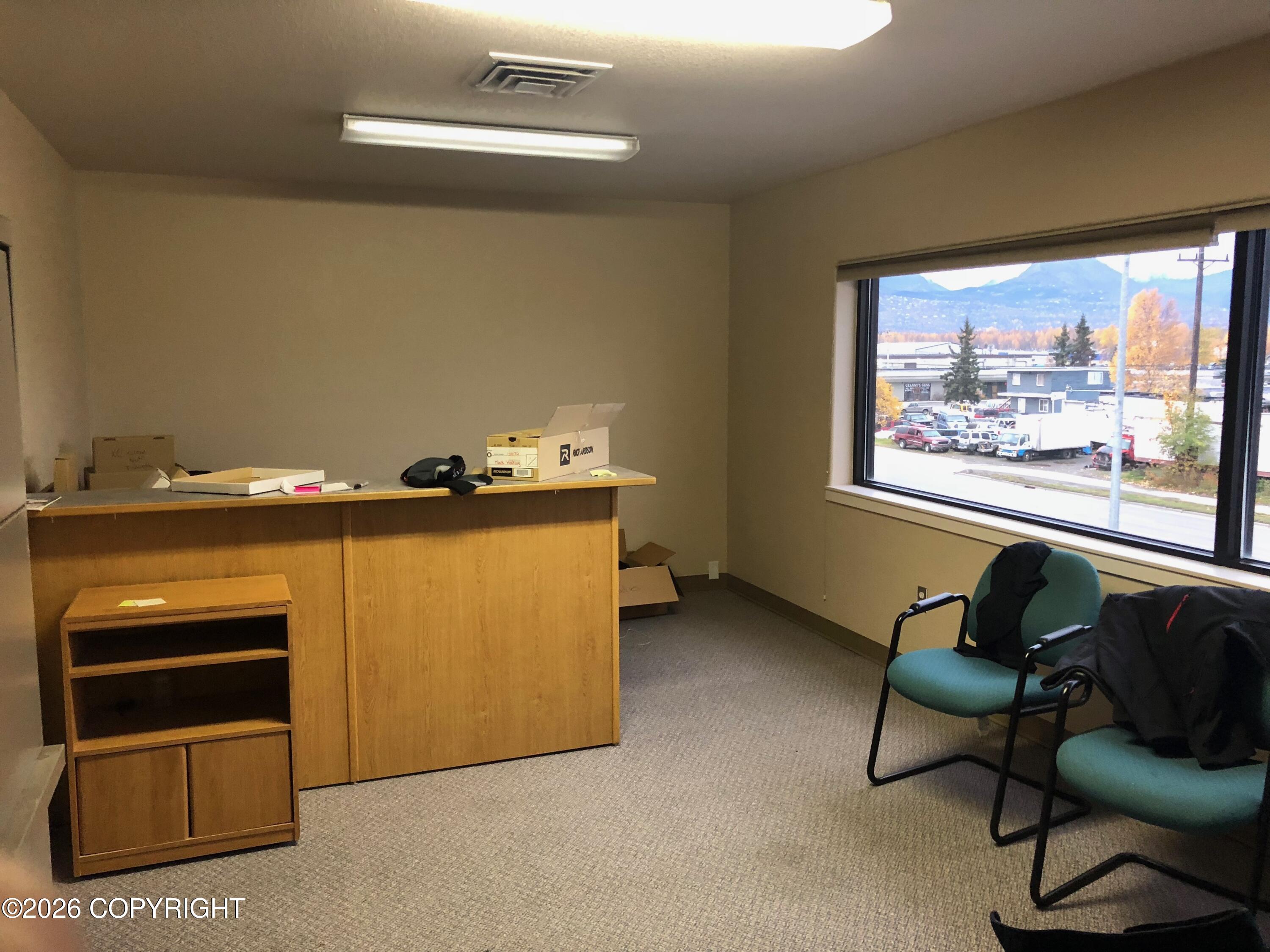 1801 E Dowling Road Property Photo 2
