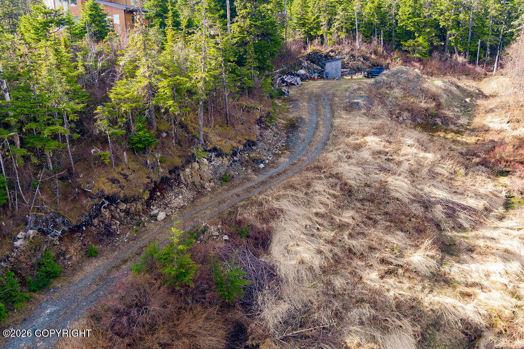16490 Ocean View Drive Property Photo 4