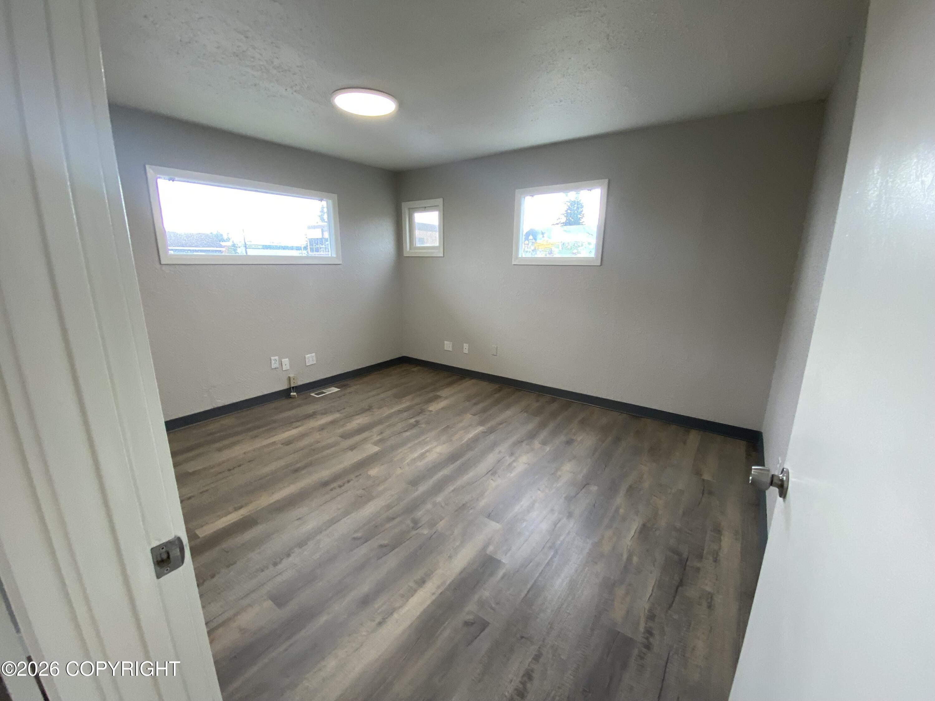 410 W 27th Avenue Property Photo 11