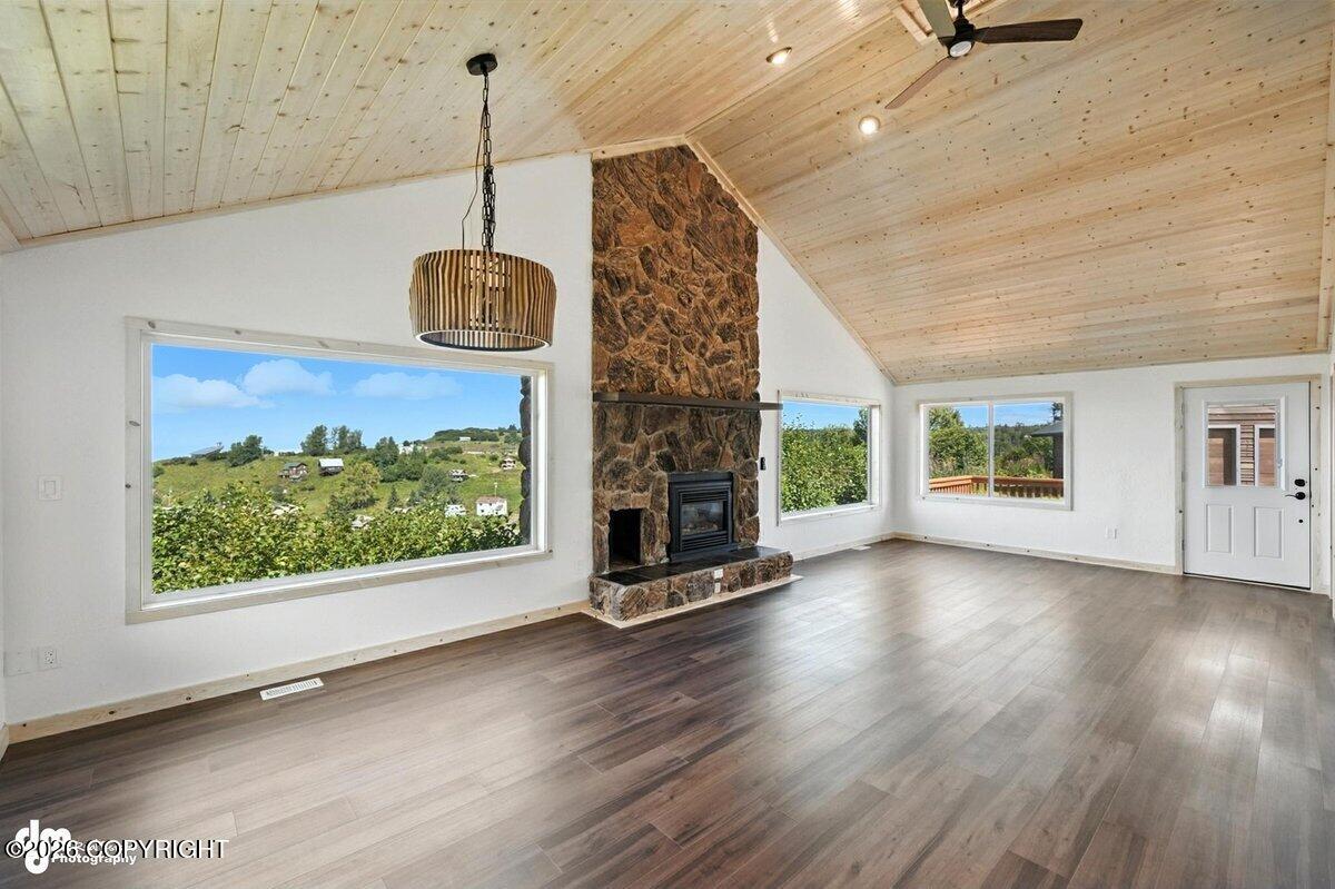 15519 Sterling Highway Property Photo 17