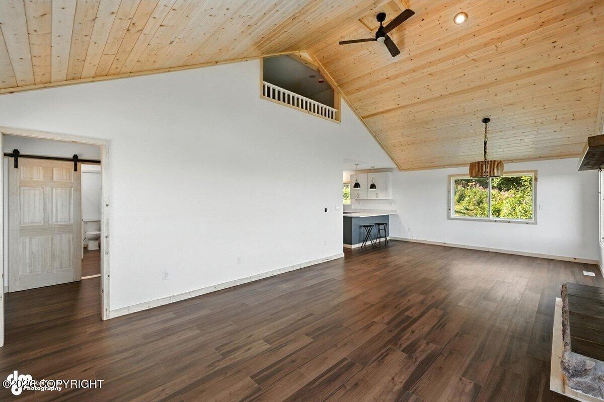 15519 Sterling Highway Property Photo 19