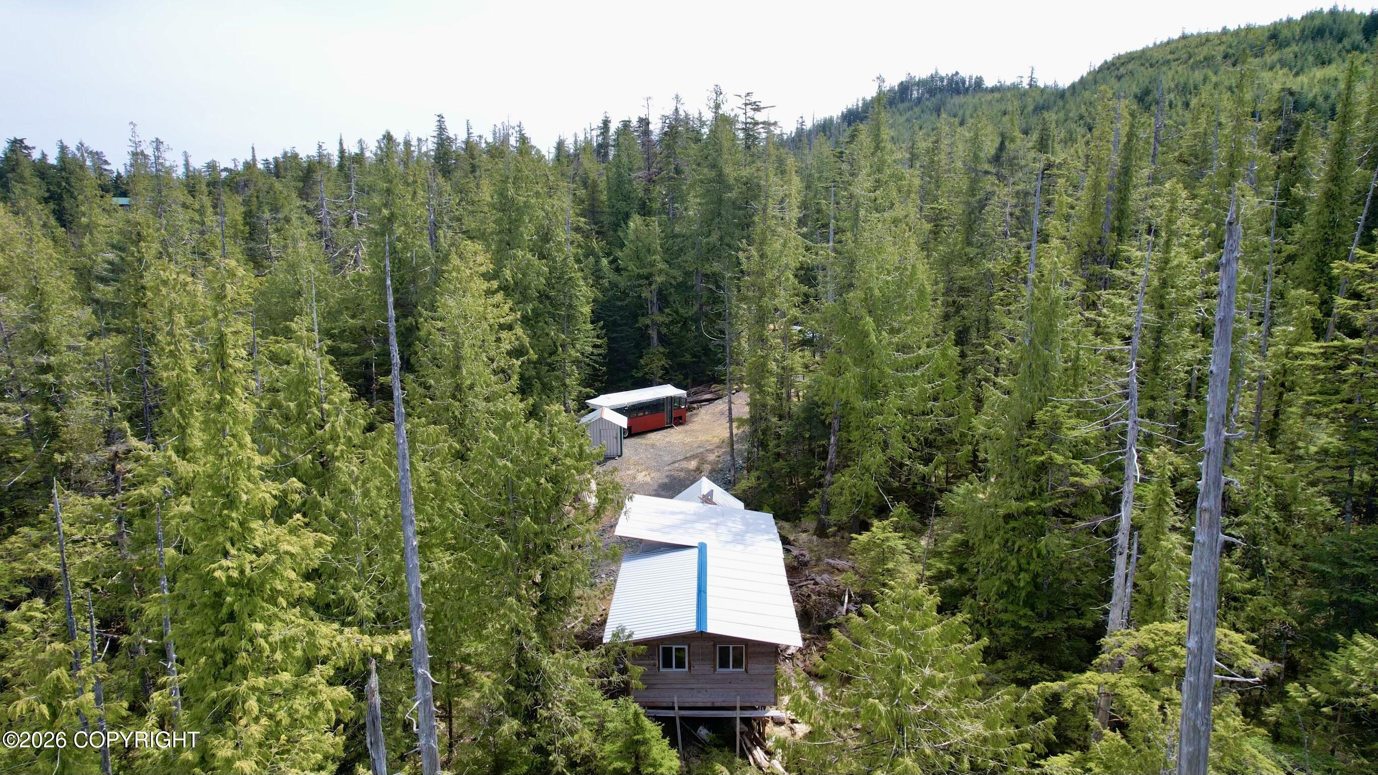 313 Se Bowhead Loop Property Photo 1